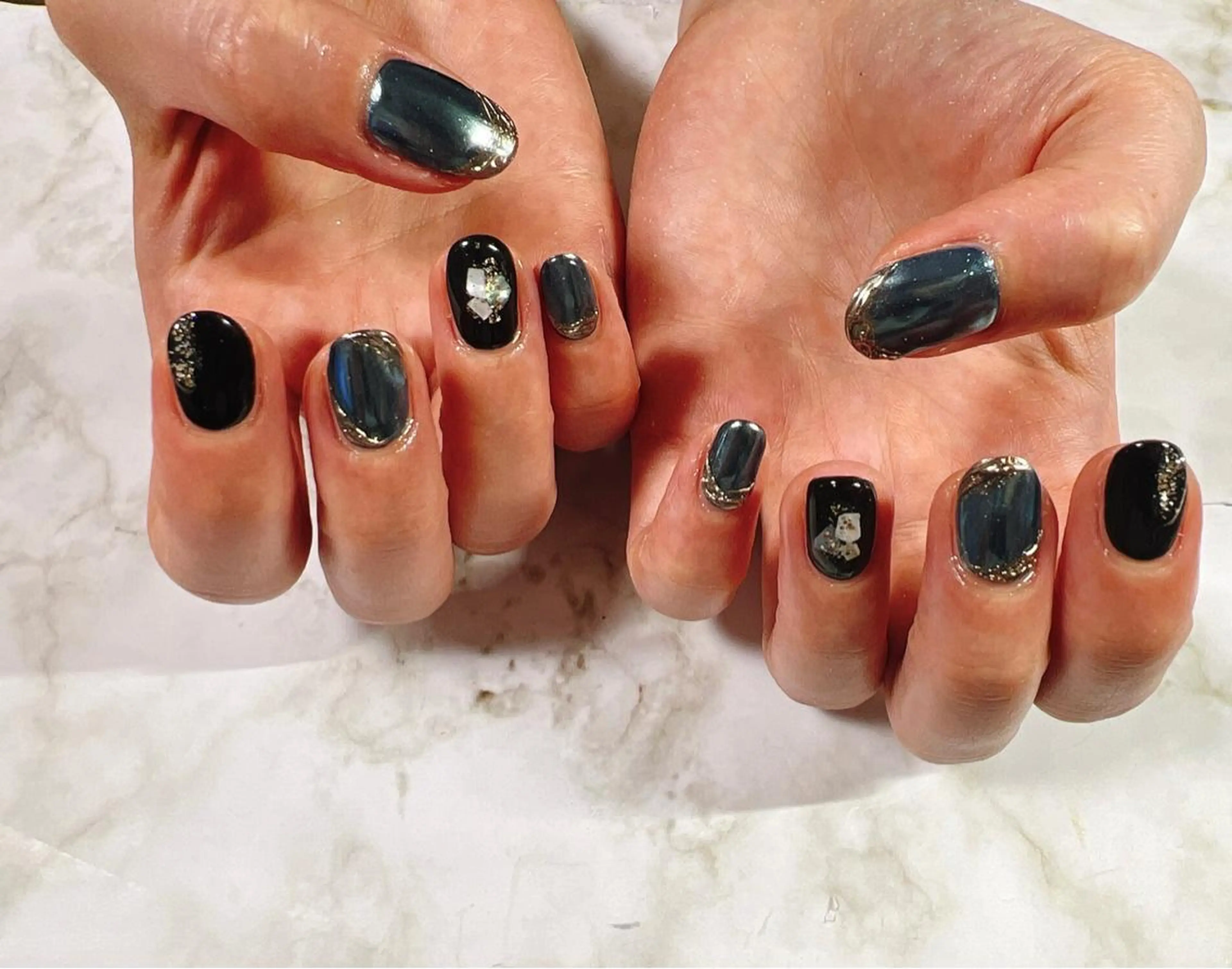 ネイル mogunail &blowのネイルデザイン