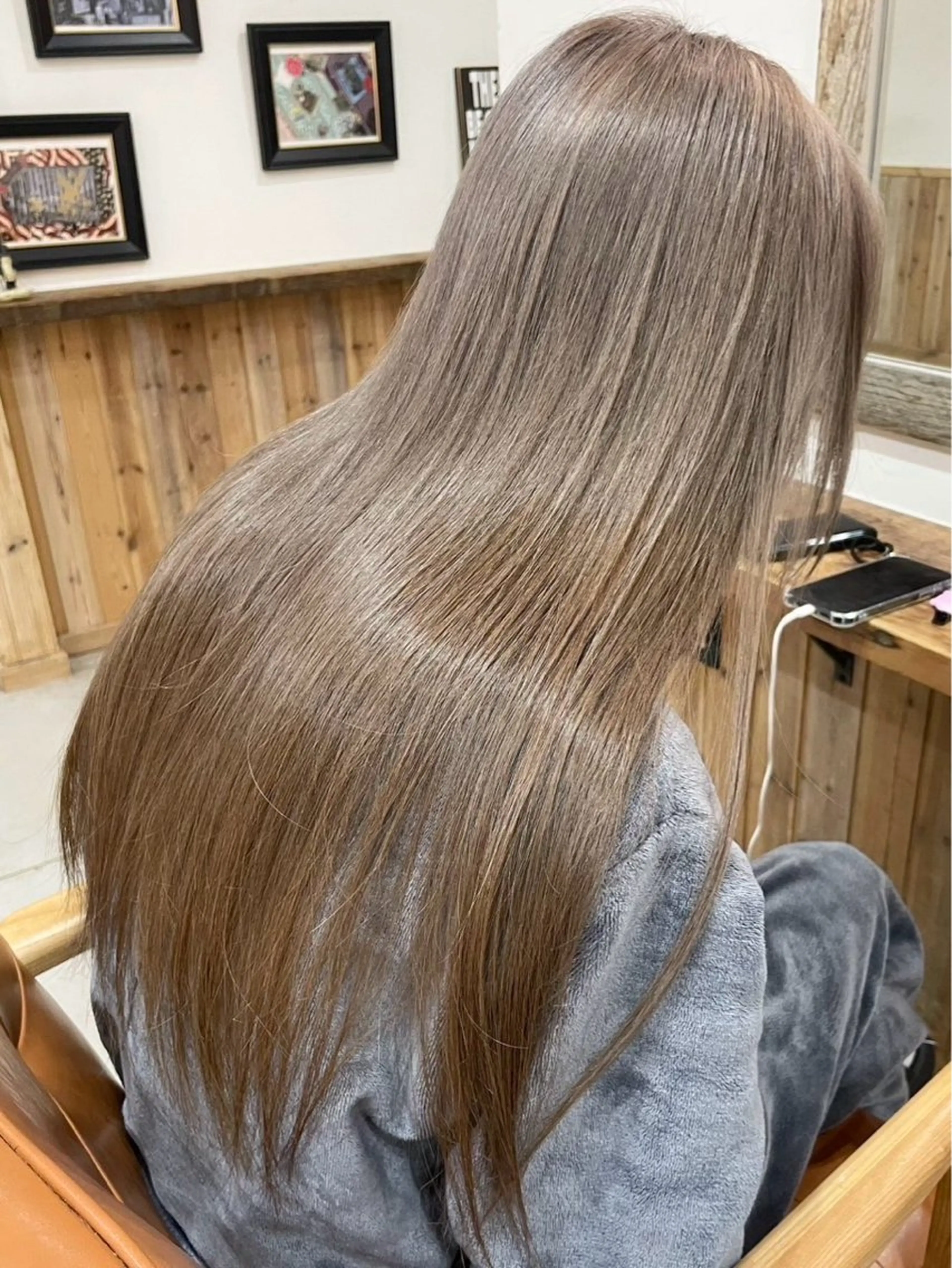 ロング カラー ベージュカラー ハイトーンカラー ミルクティーベージュ Wカラーレイヤーカ ット⚡️CHIAKIのヘアスタイル