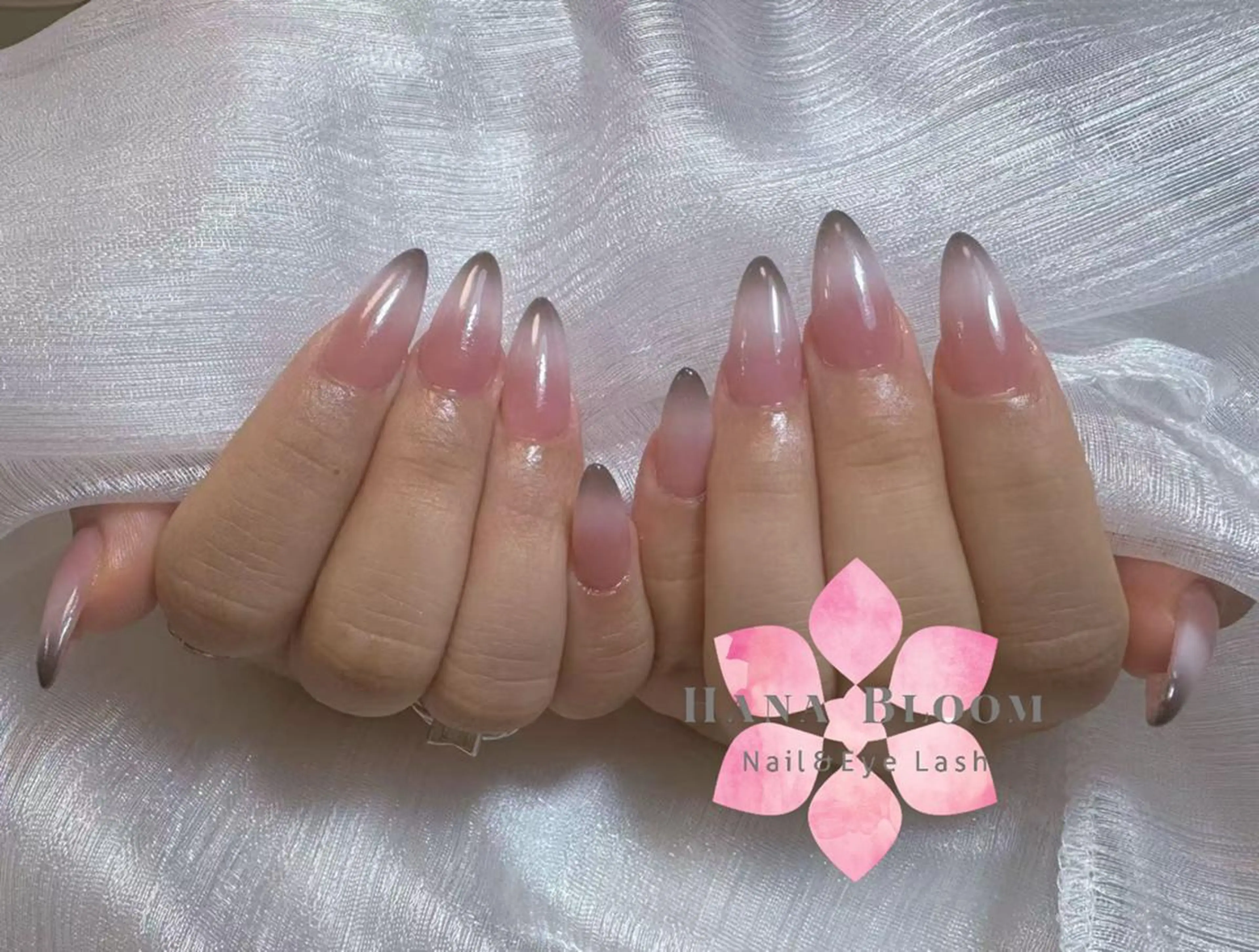 ネイル チークネイル 長さ出し フレンチネイル ジェルネイル ガラスフレンチ ハンドネイル ハンドケア Hana Bloom Nail 渋谷道玄坂のネイルデザイン