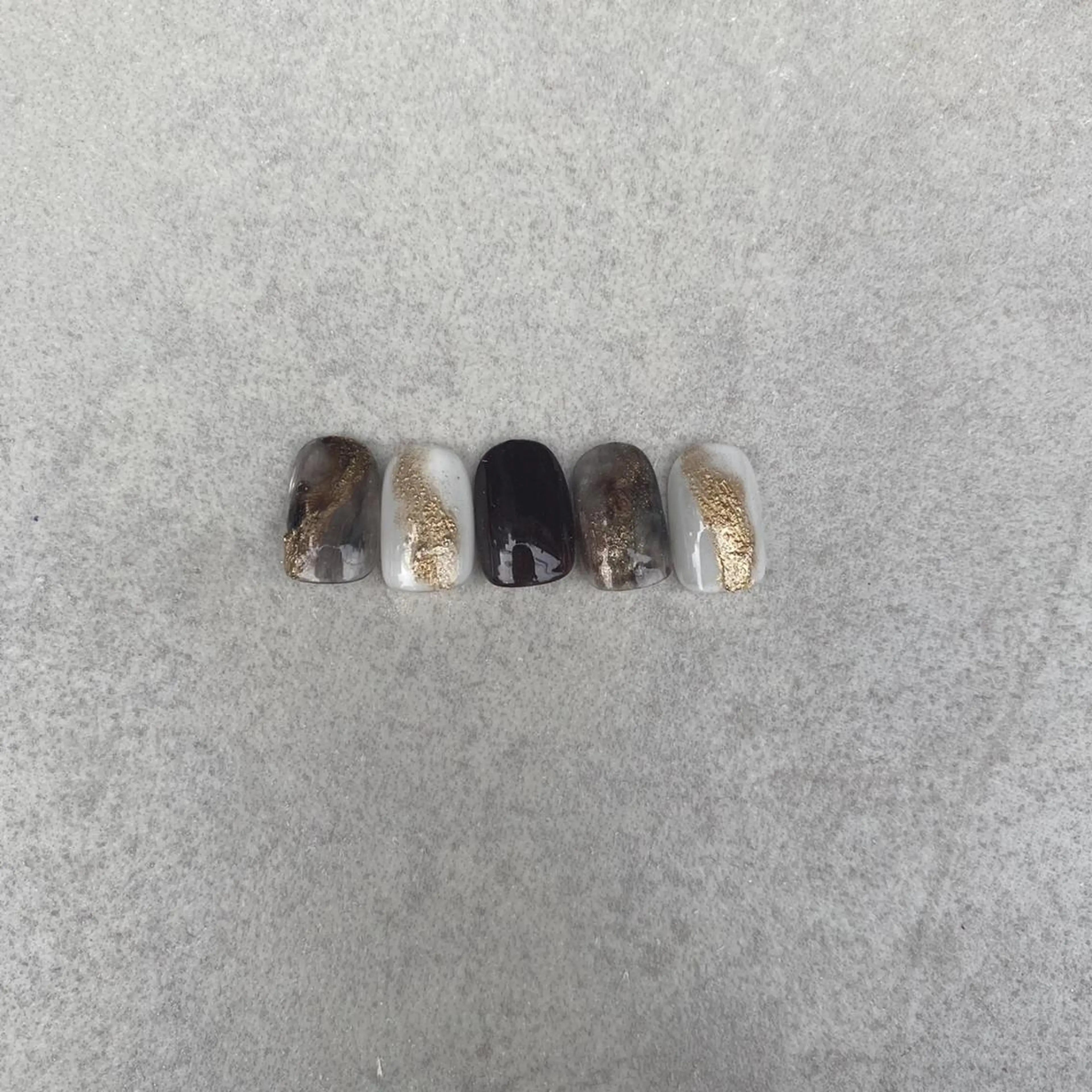 ネイル akane .hのネイルデザイン