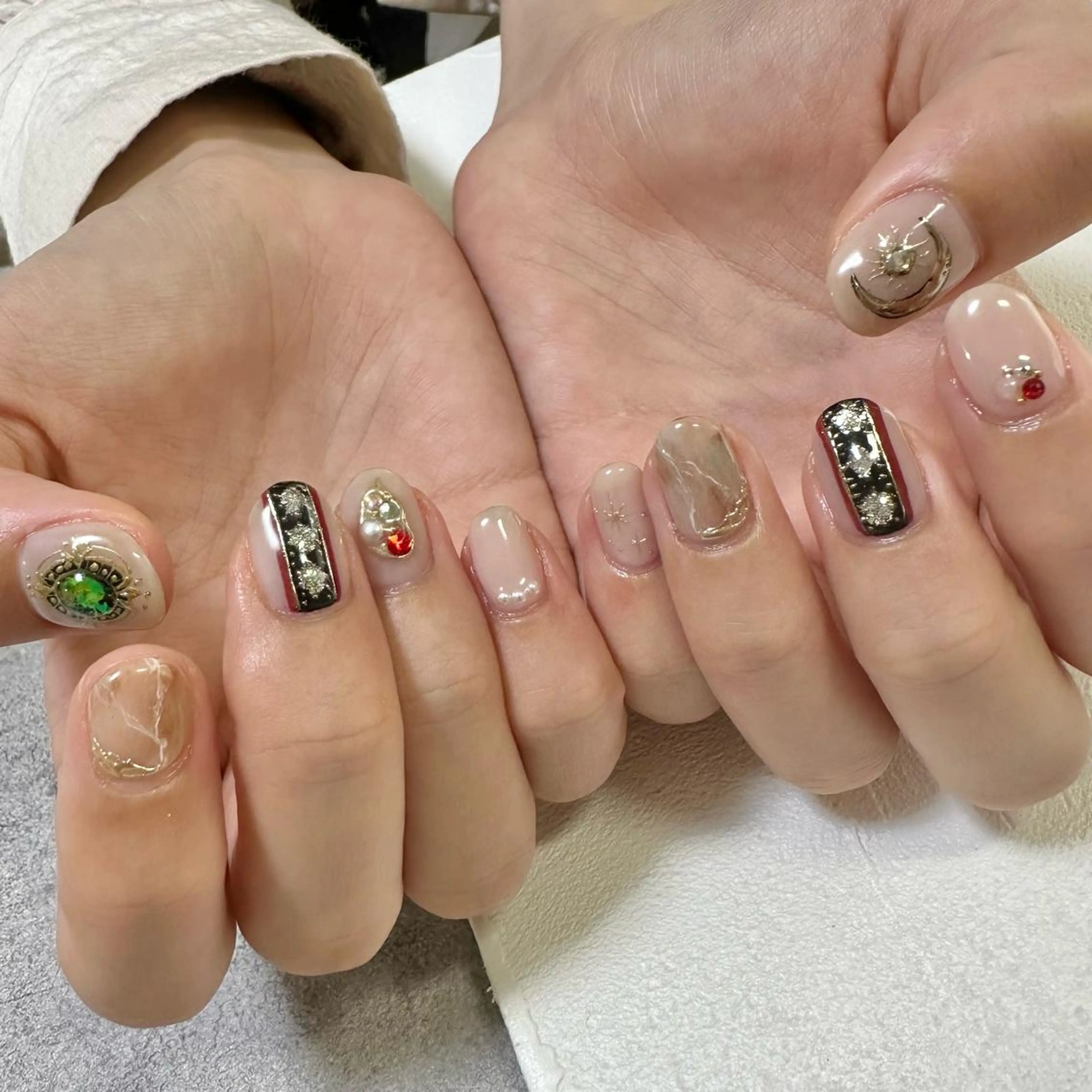 ネイル ハンドネイル ЯH.nail MIKIのネイルデザイン