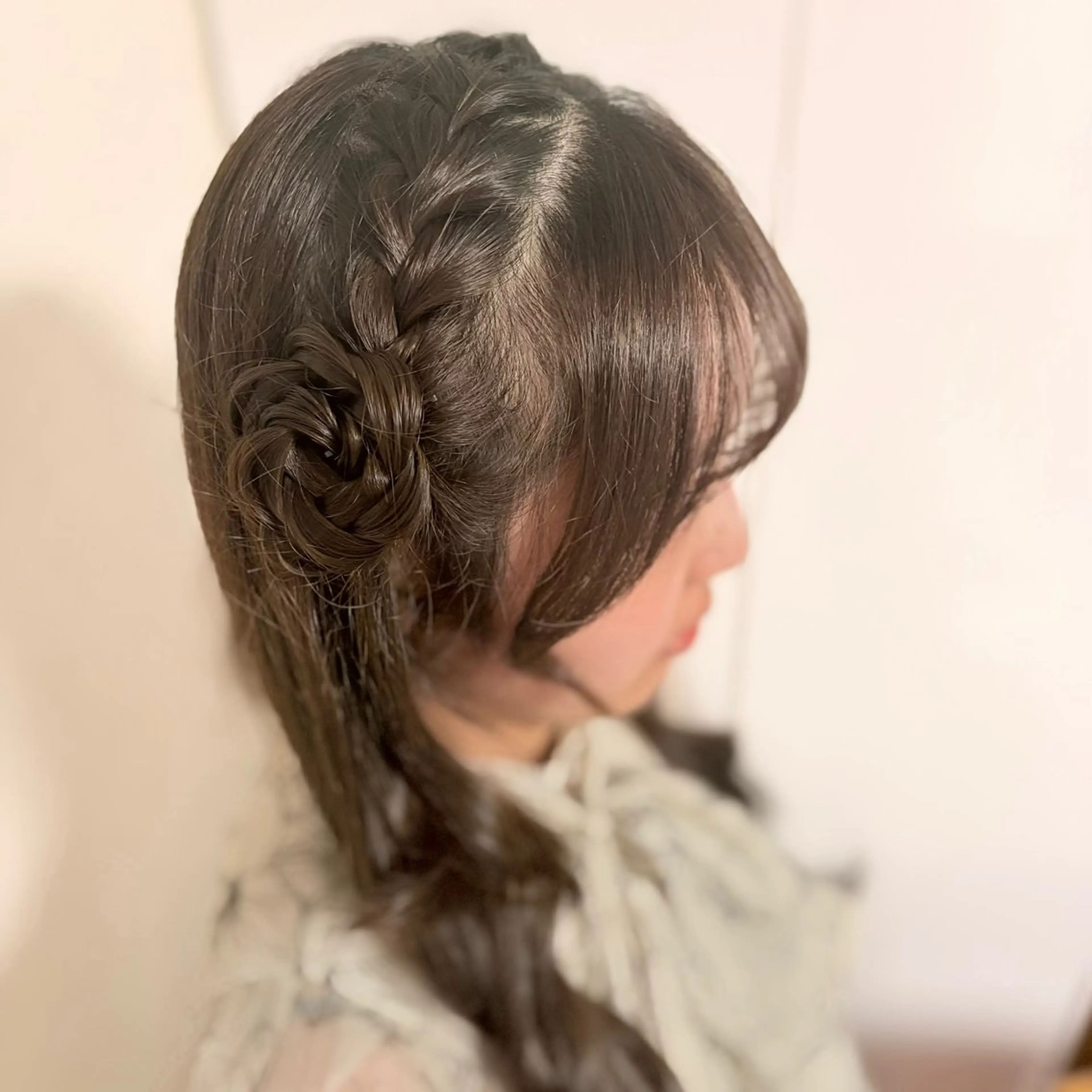 ヘアアレンジ 横内 香帆のヘアスタイル