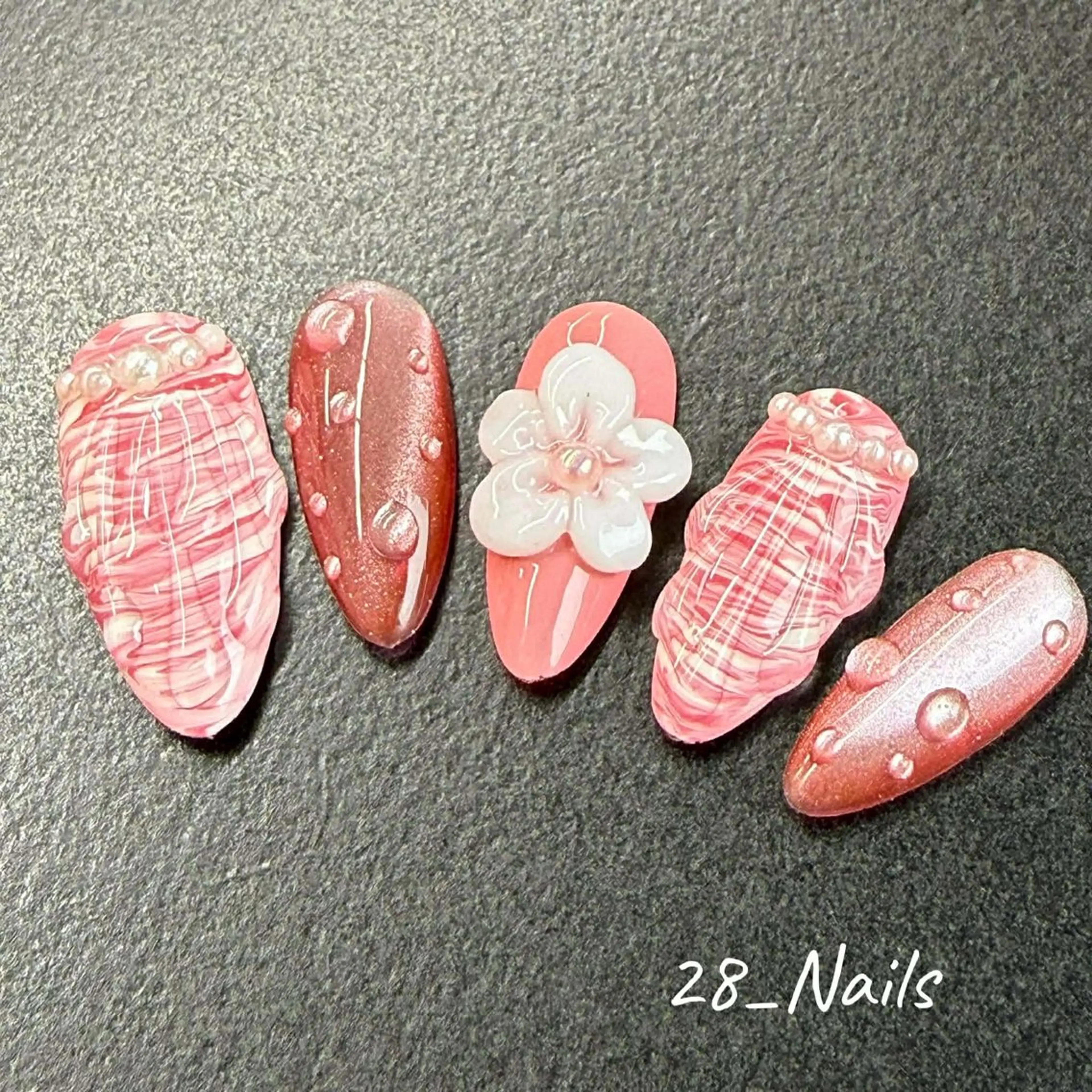 ネイル ハンドネイル ニャット アインのネイルデザイン