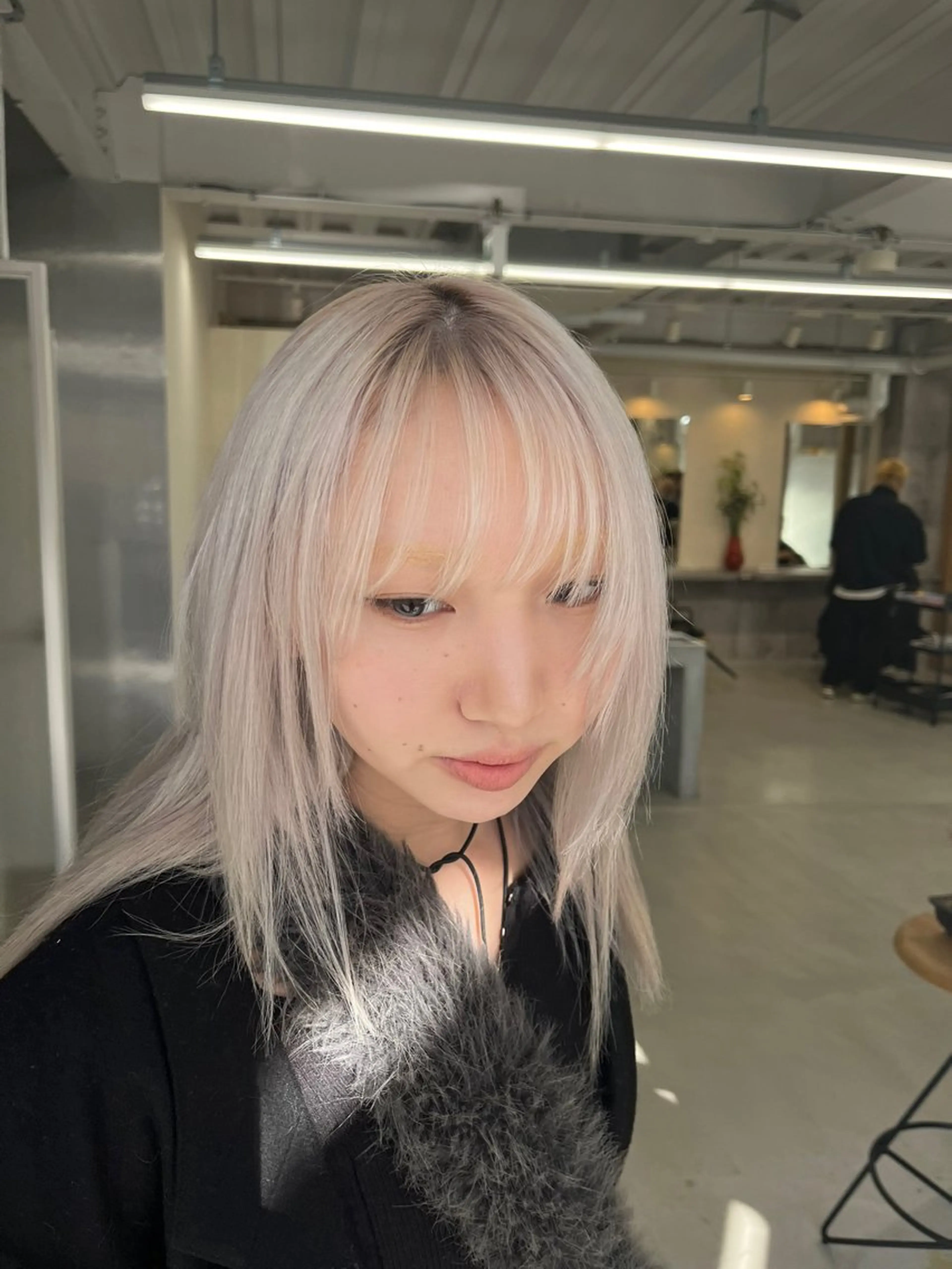 ミディアム カラー 山田 望生のヘアスタイル