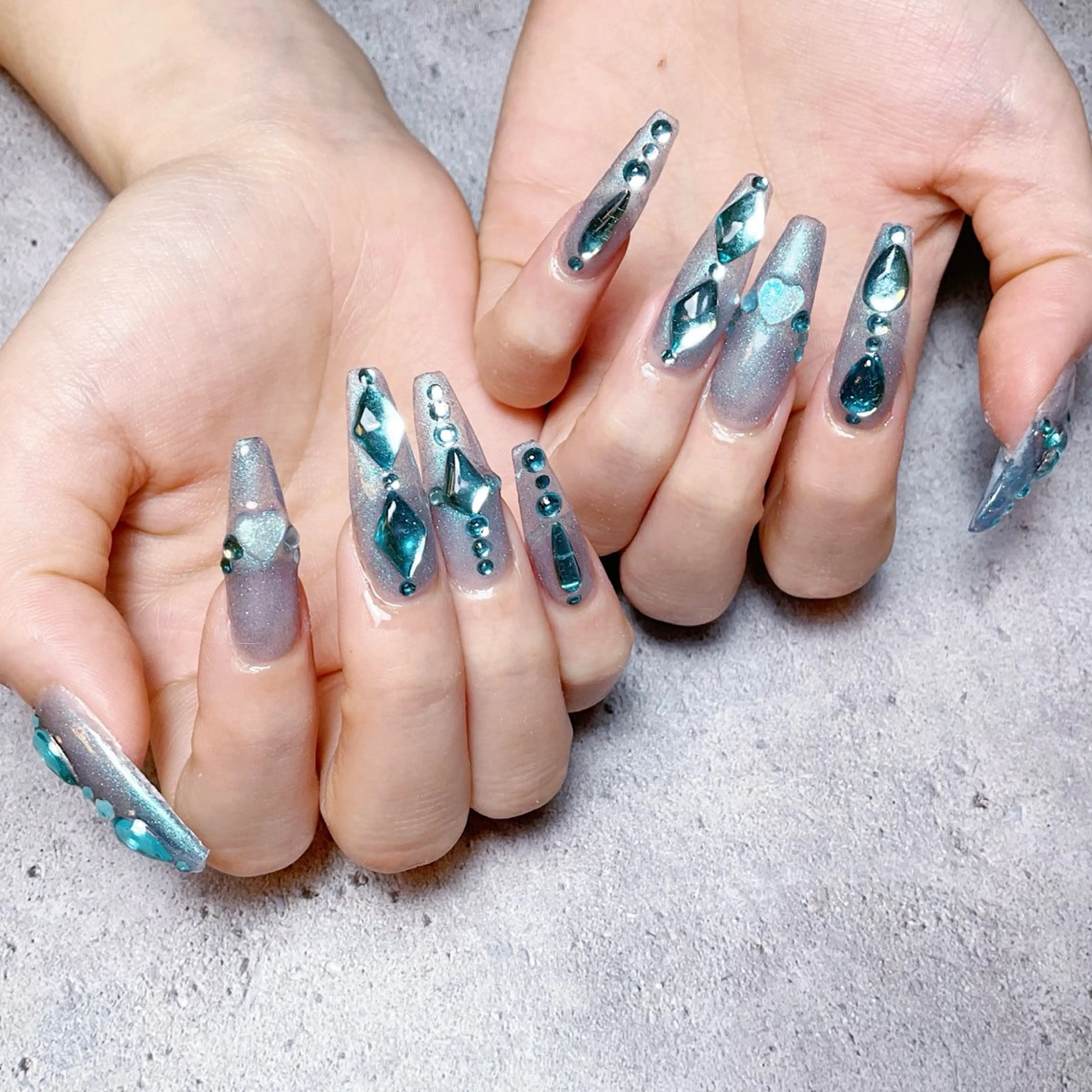 ネイル 🍭Yun nail hyejin🌸のネイルデザイン