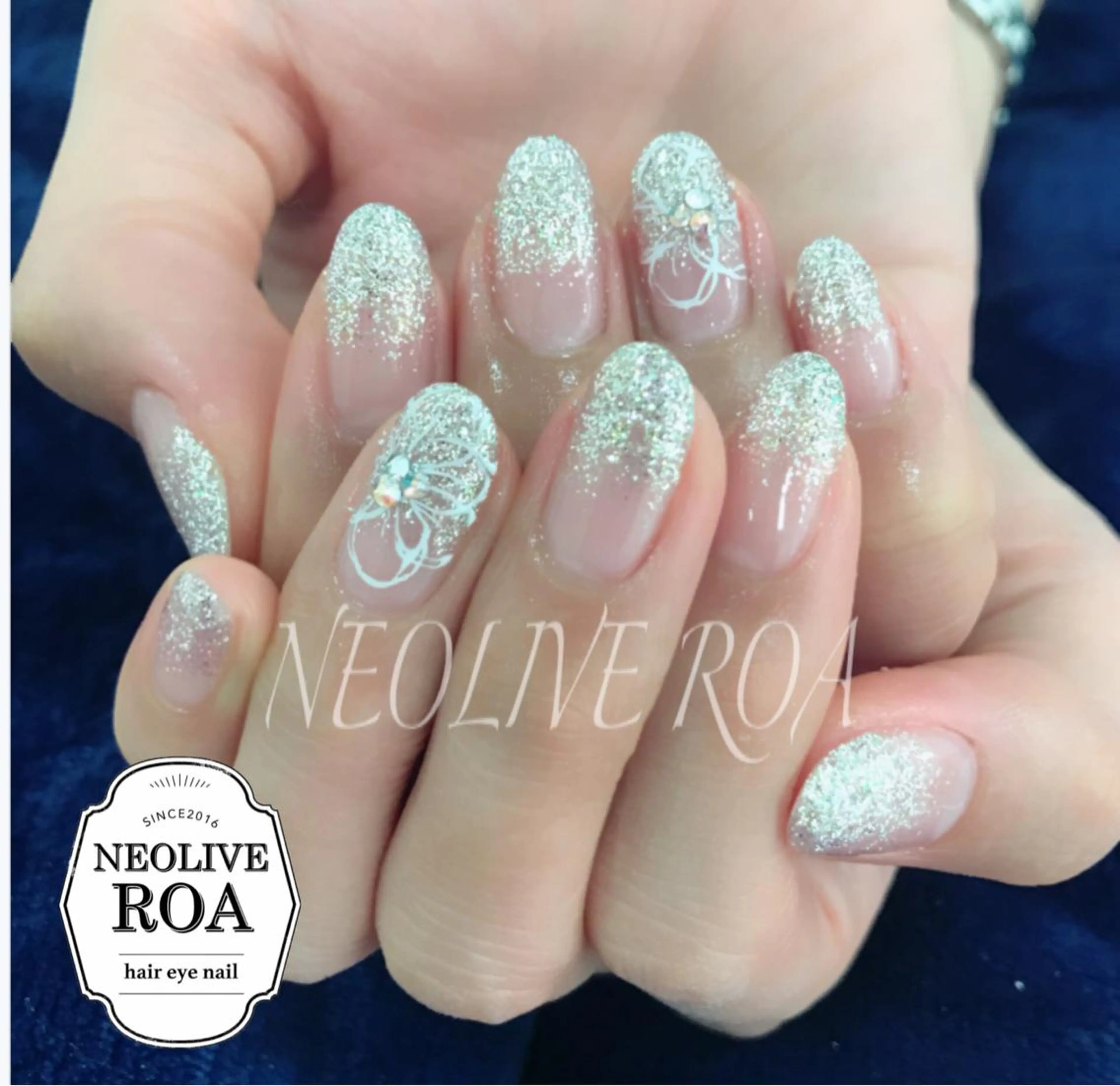 ネイル フラワーネイル グラデーション ラメ(グリッター) ラメグラデーション Nail by selenのネイルデザイン