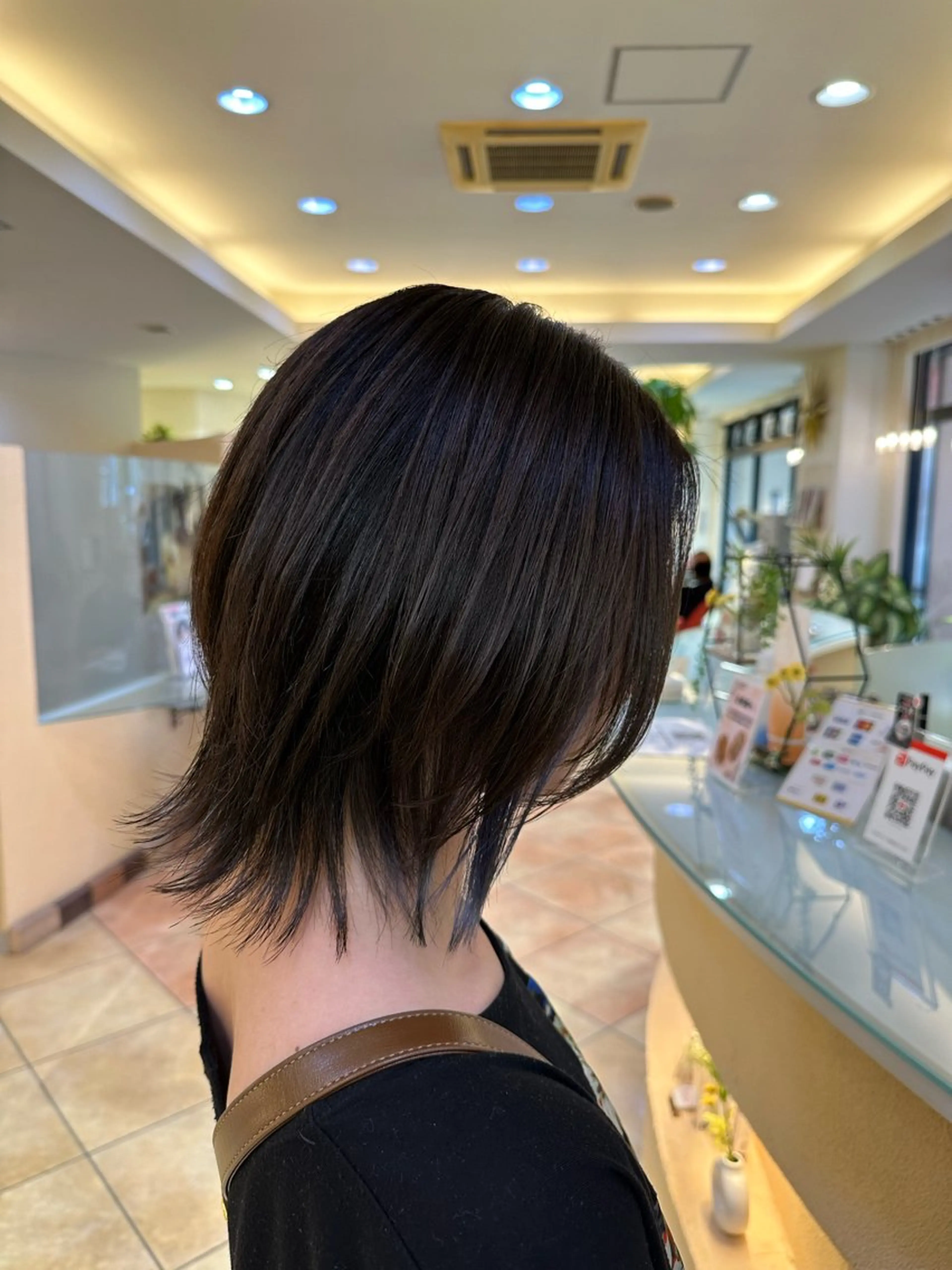 ミディアム カラー イヤリングカラー ウルフカット 小顔レイヤー💗 木村実樹のヘアスタイル