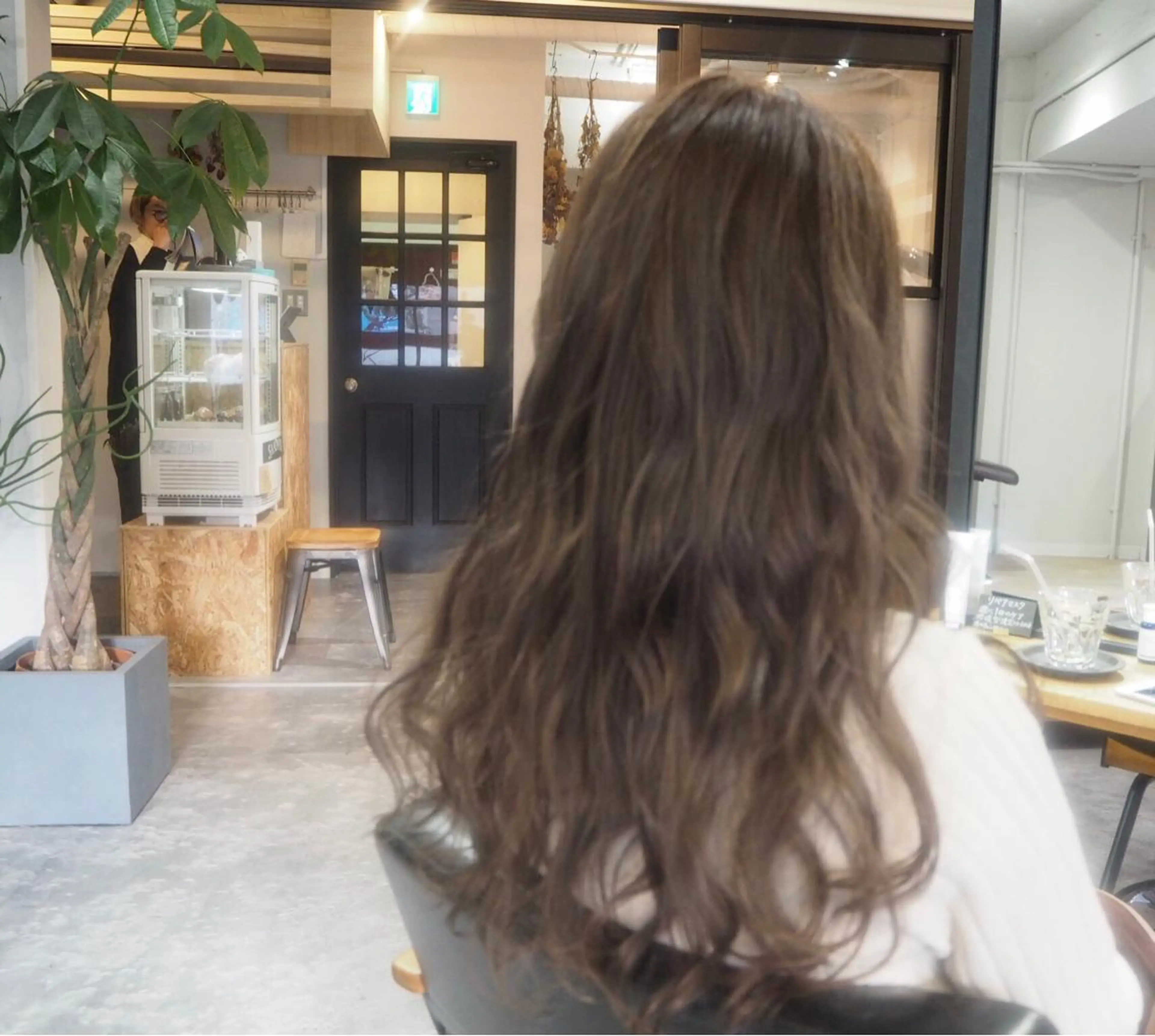 ロング カット ヘアカラー トリートメント 高橋 悠介のヘアスタイル