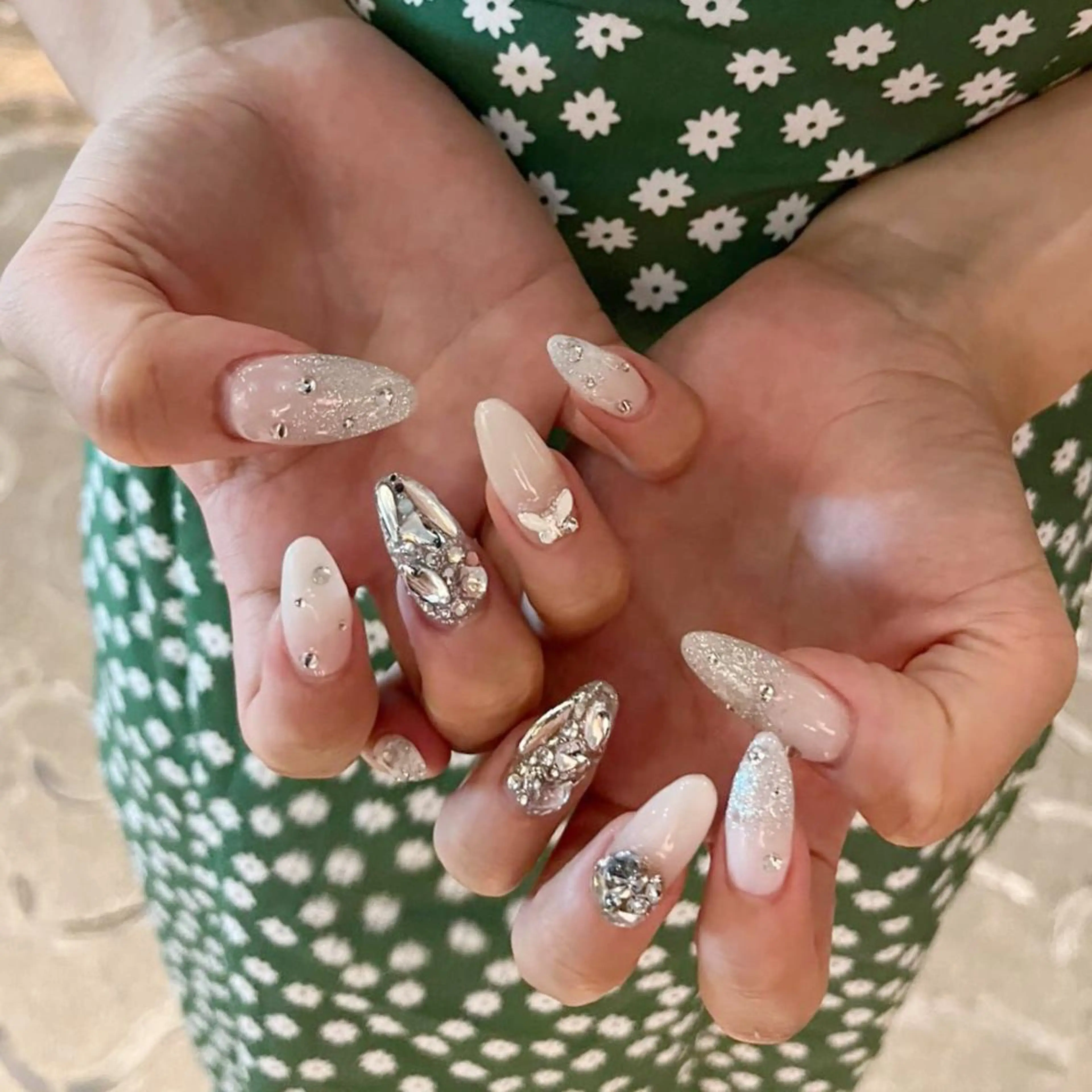 ネイル ハンドネイル JOLIESSE Ayumiのネイルデザイン