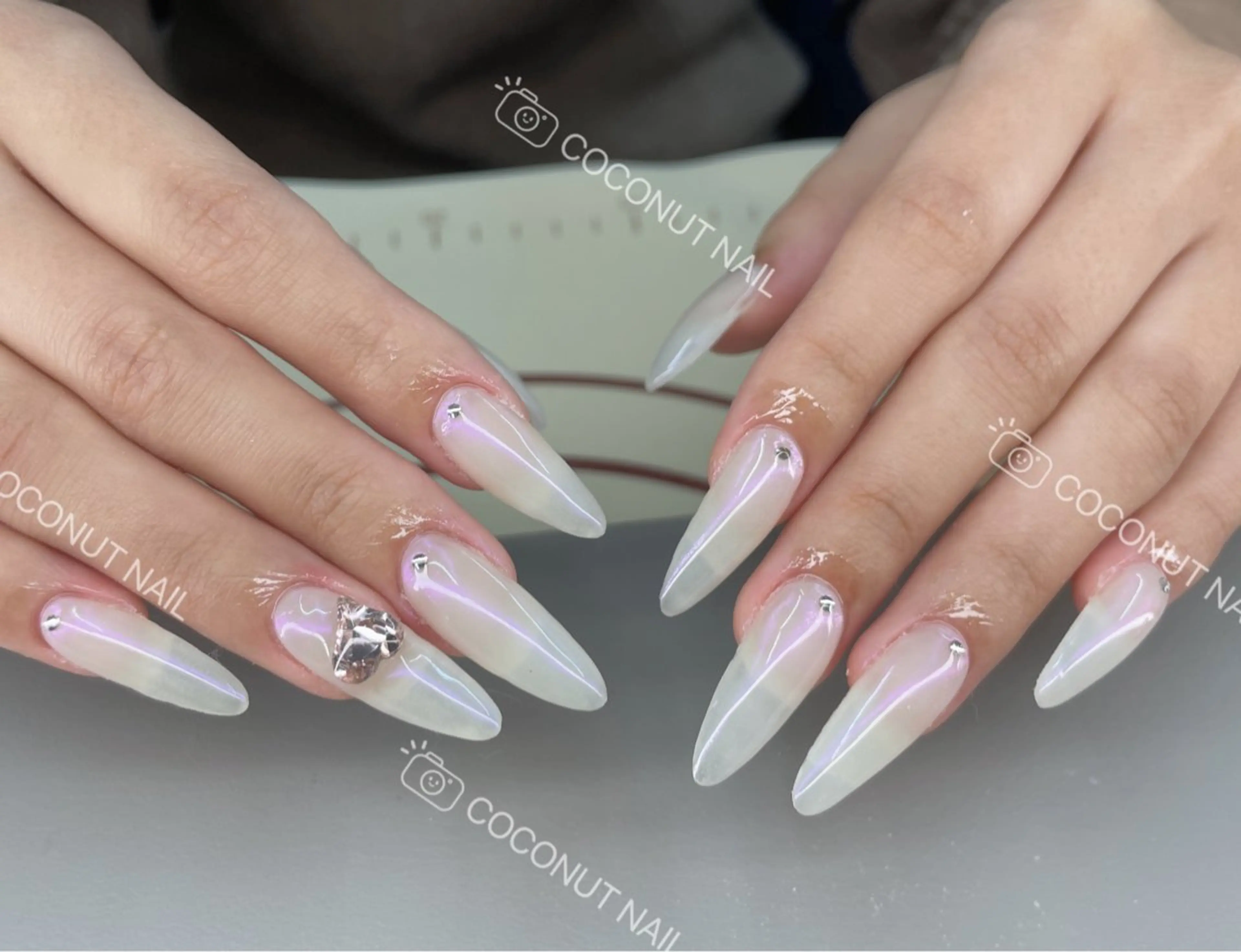 ネイル ハンドネイル 神田 ココナッツのネイルデザイン