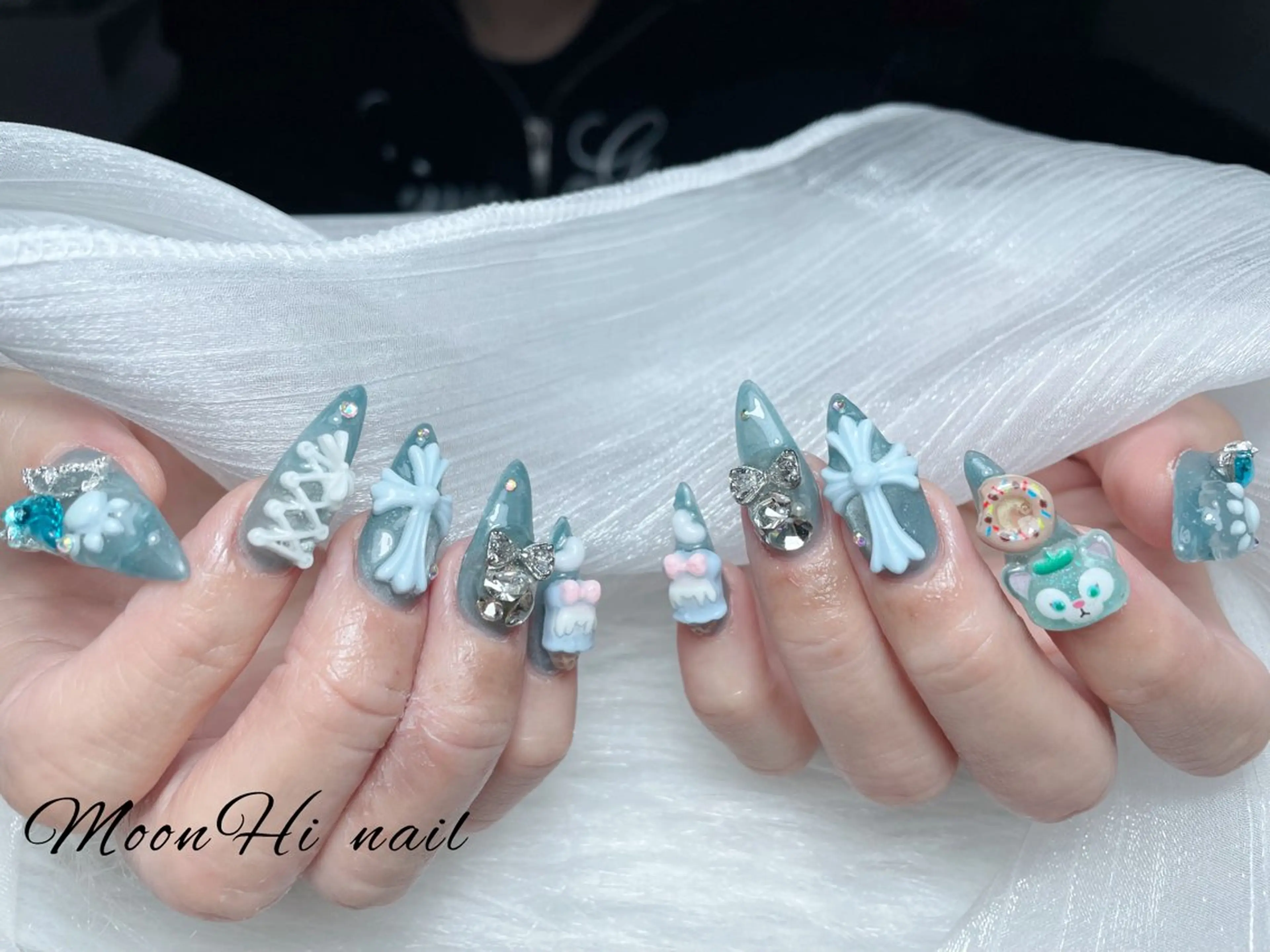 ネイル MoonHi Nail 朝霞台のネイルデザイン