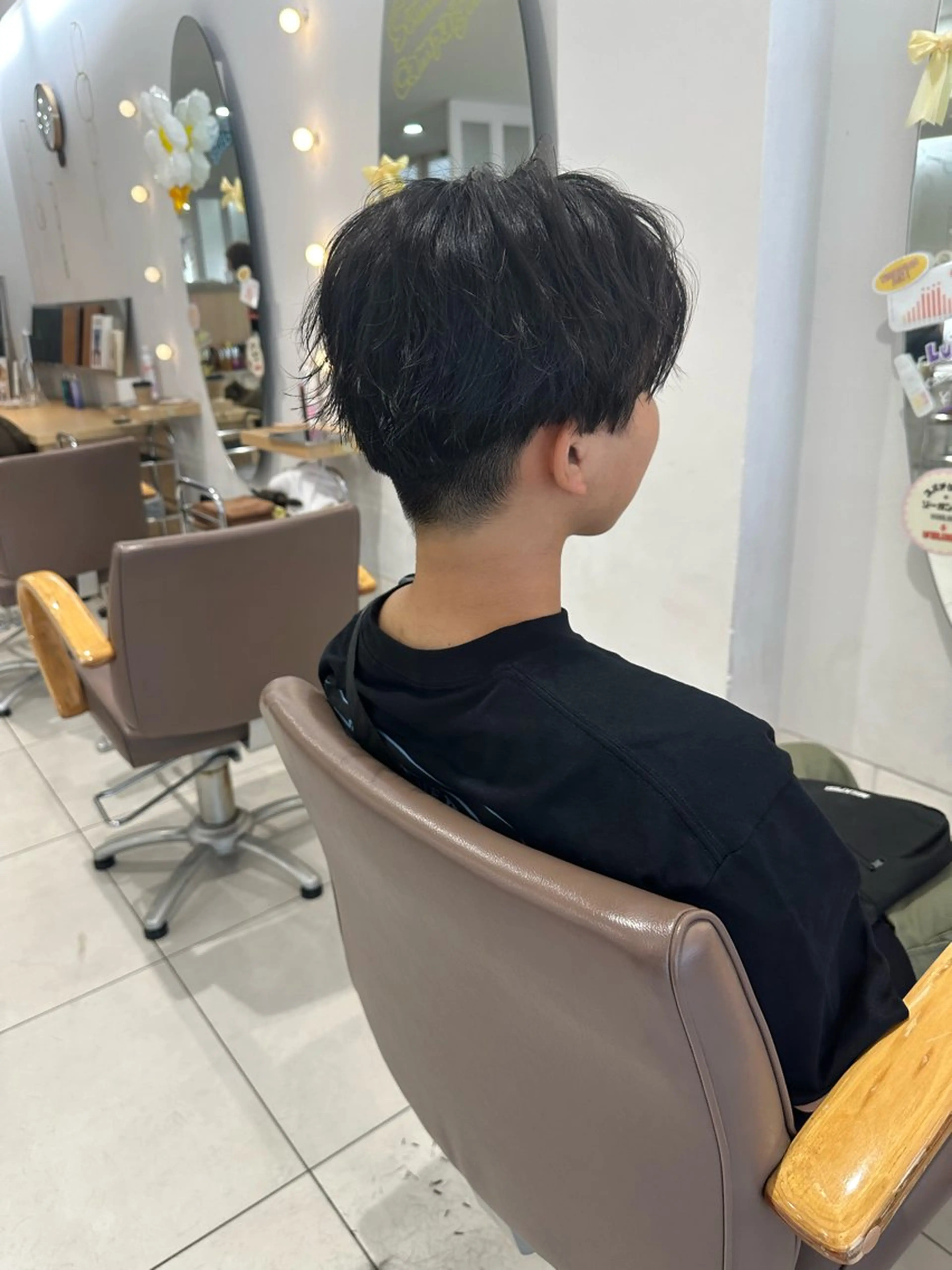 ショート メンズ センターパート 刈り上げ カット トリートメント 山下恋佳/矢場町/ ブリーチ/ショートのヘアスタイル