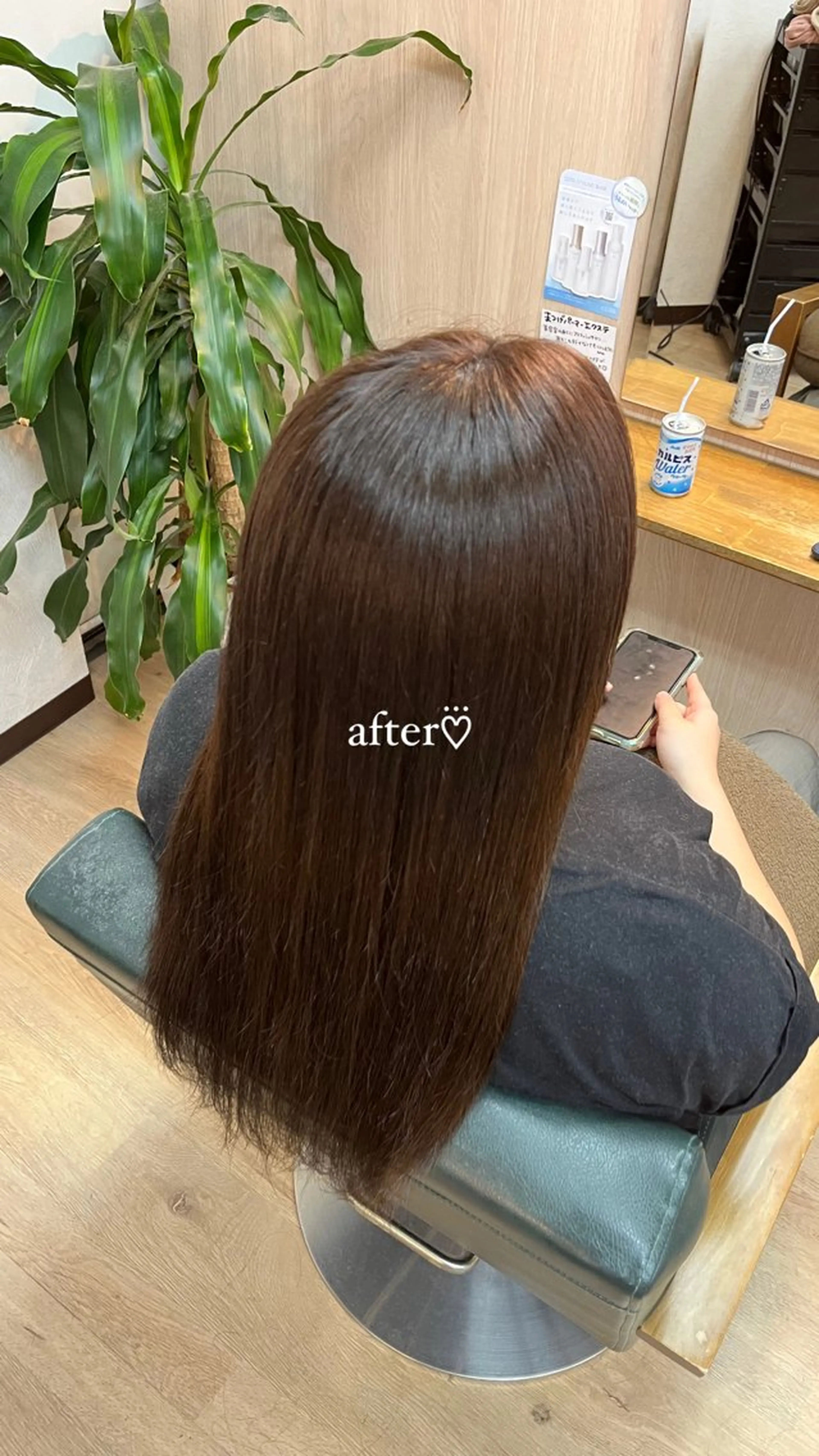 ロング カラー ヘアカラー トリートメント MAHIRU🤍 艶髪･ストレート🫧のヘアスタイル