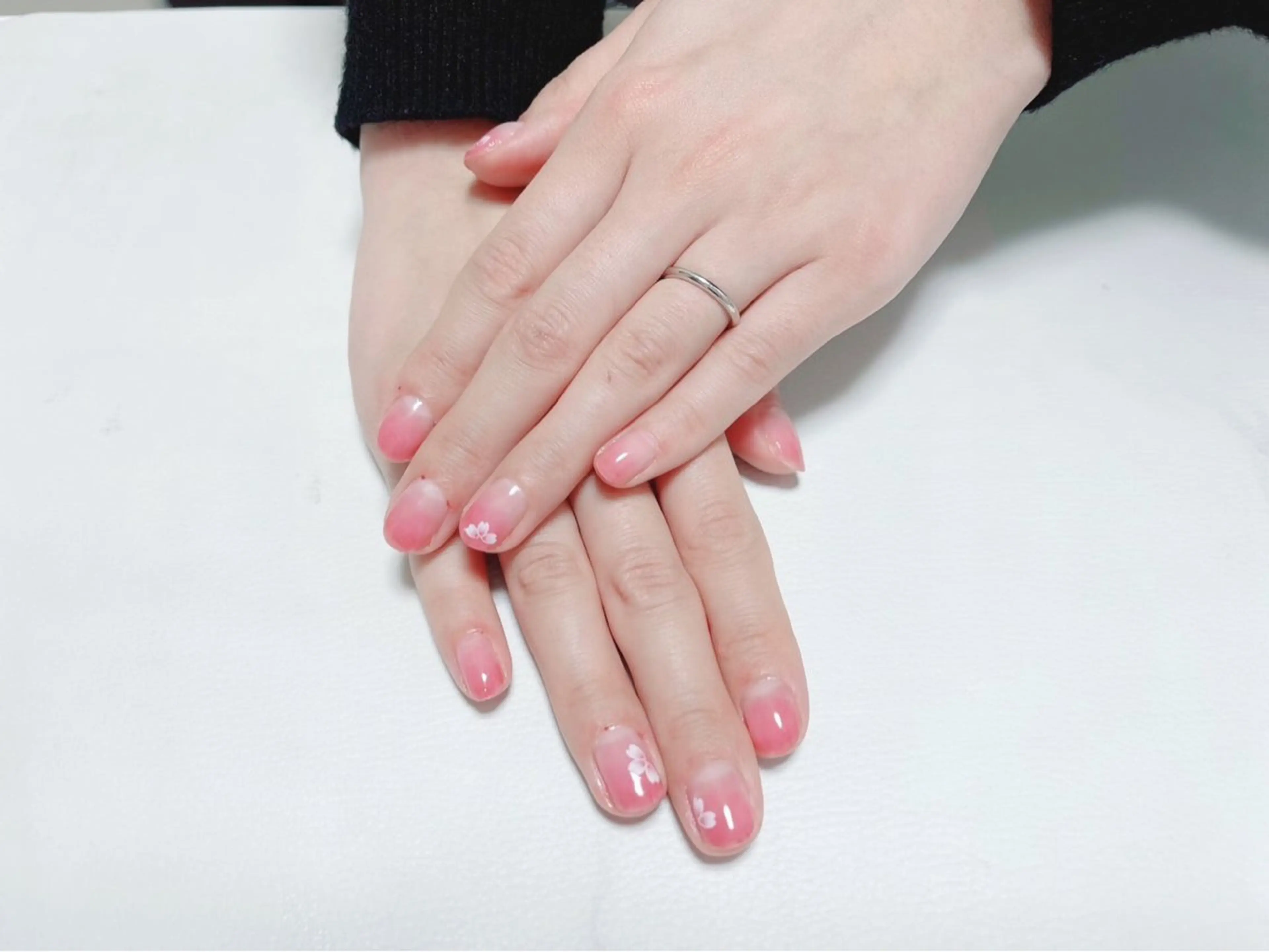 ネイル 桜ネイル 春ネイル ハンドネイル naiisalon apfelのネイルデザイン