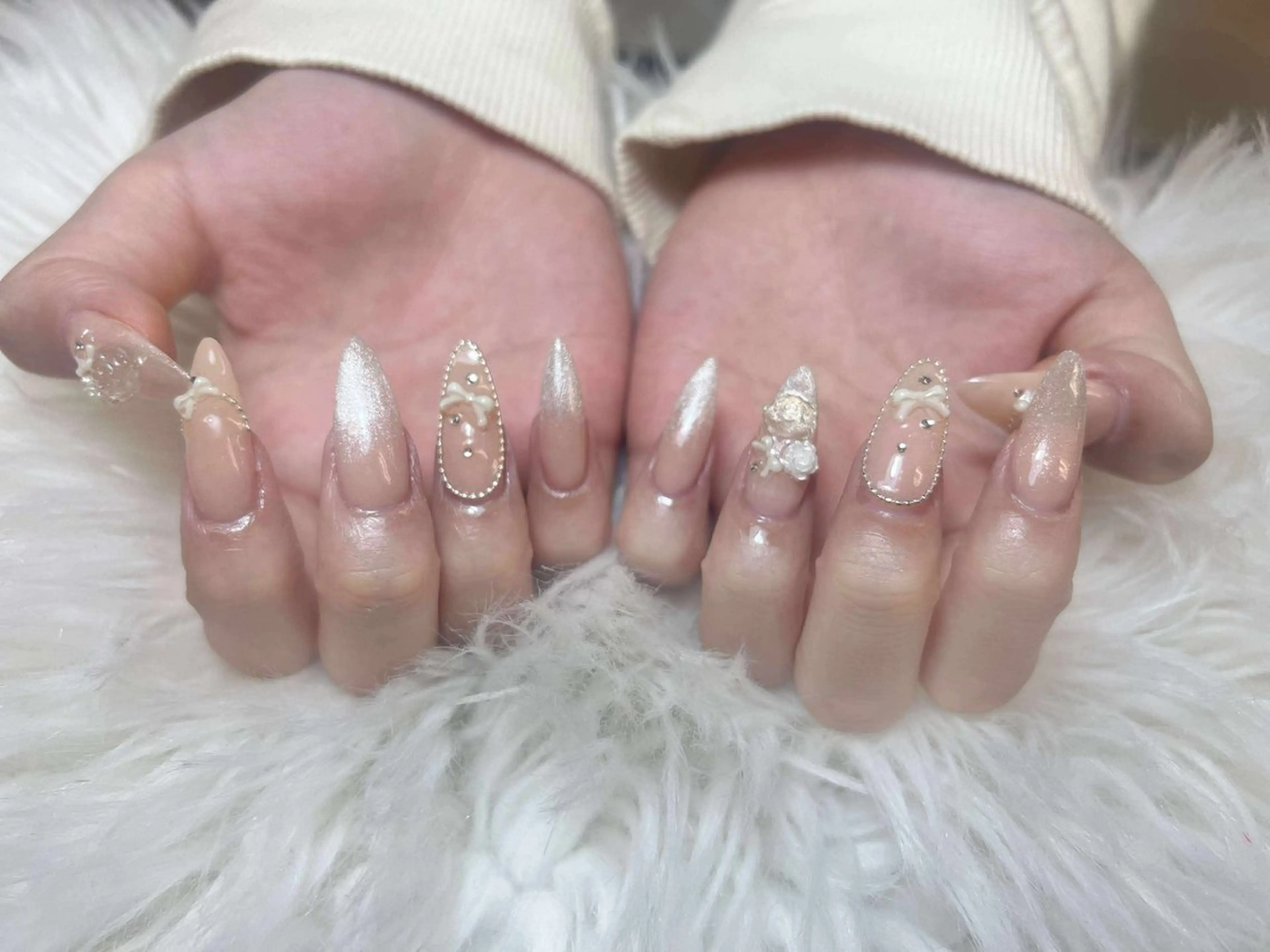 ネイル アートネイル オーロラネイル チークネイル 長さ出し フットネイル ハンドネイル フットネイル ハンドケア Noiranail_ studio川越西口のネイルデザイン