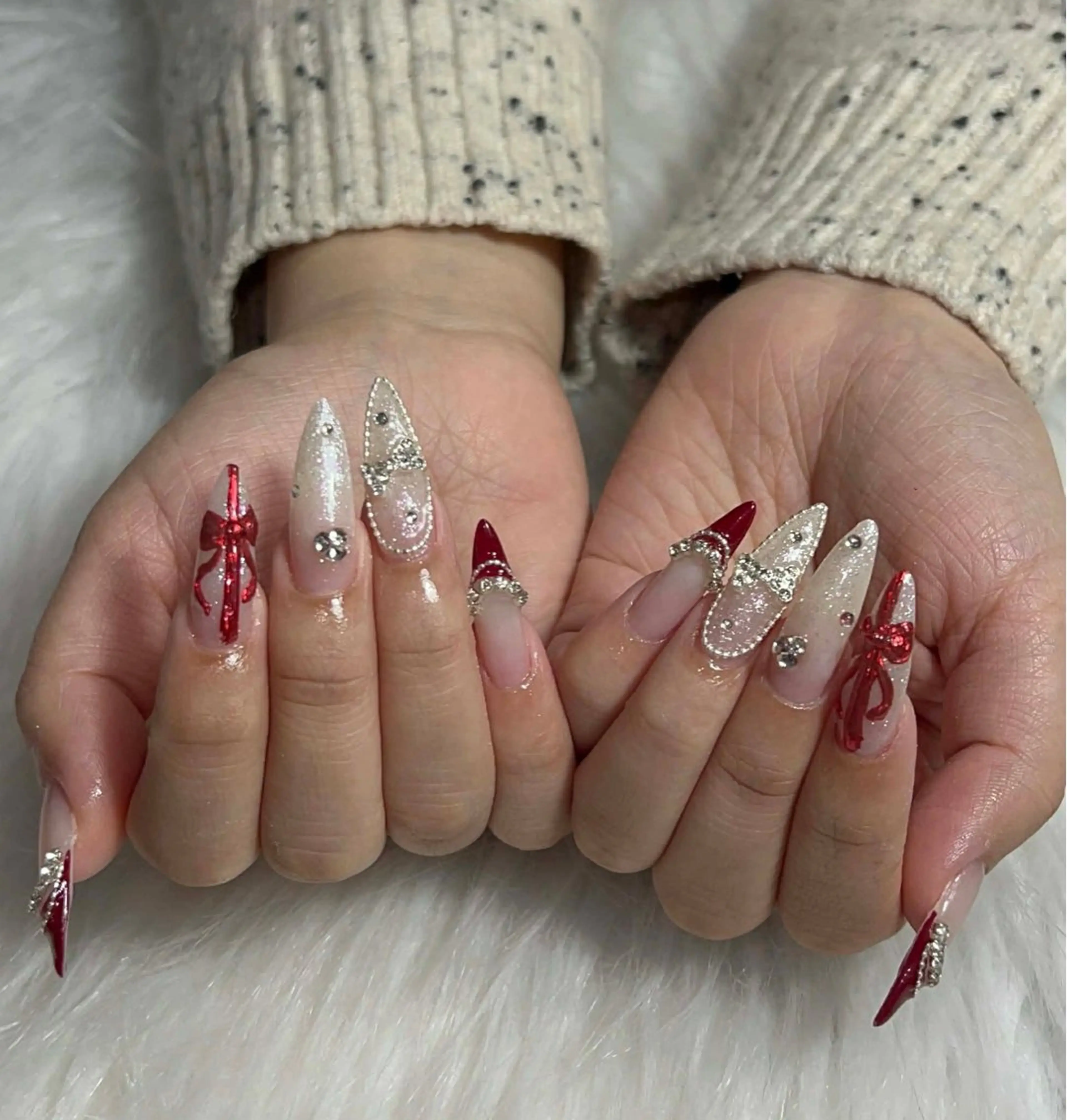 ネイル オーロラネイル クリアネイル 成人式 フラッシュネイル ジェルネイル ハンドネイル Amee Nail Salonのネイルデザイン