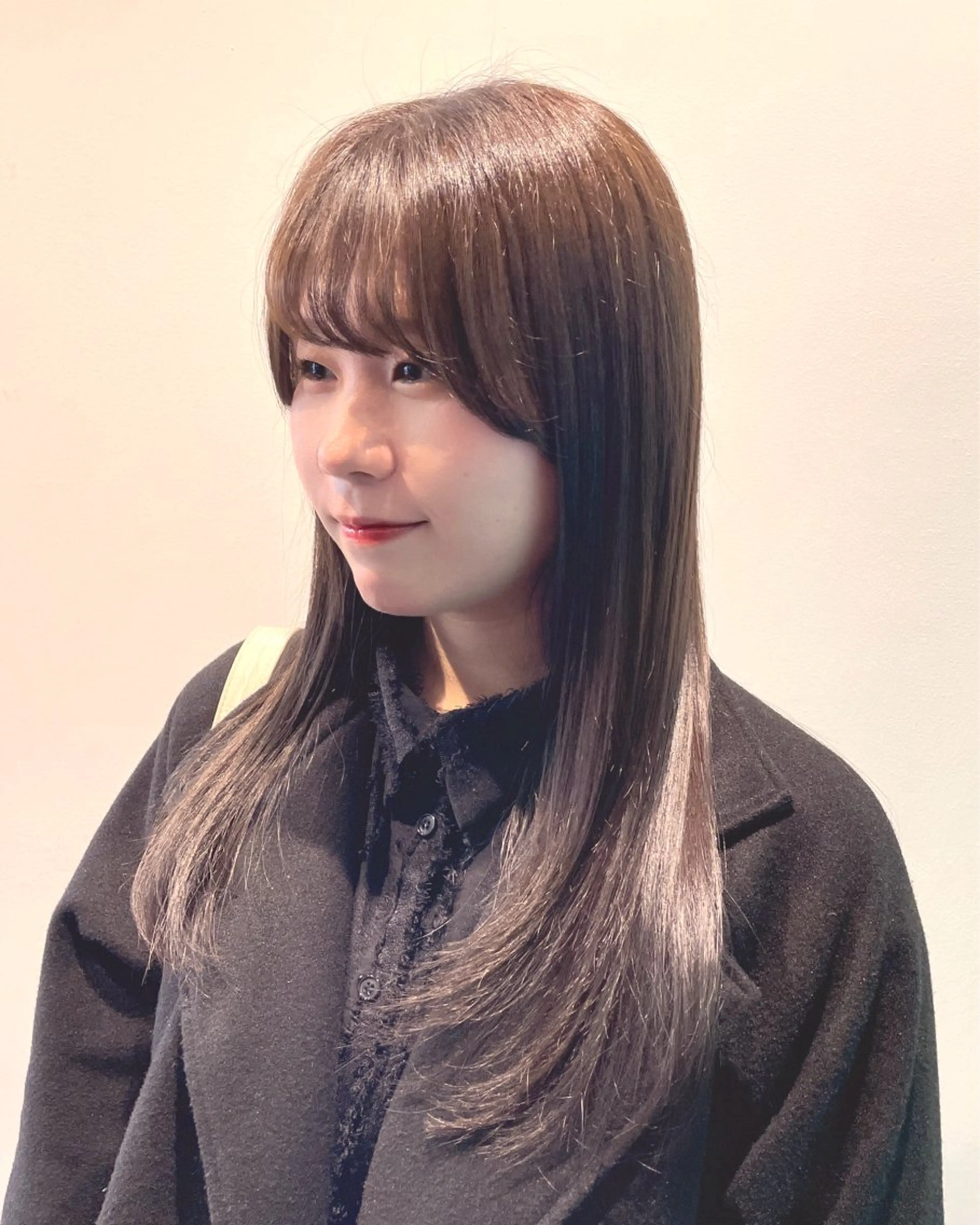 ロング カラー ヘアカラー 透明感カラー×ヘア アレンジ🪽しおりのヘアスタイル