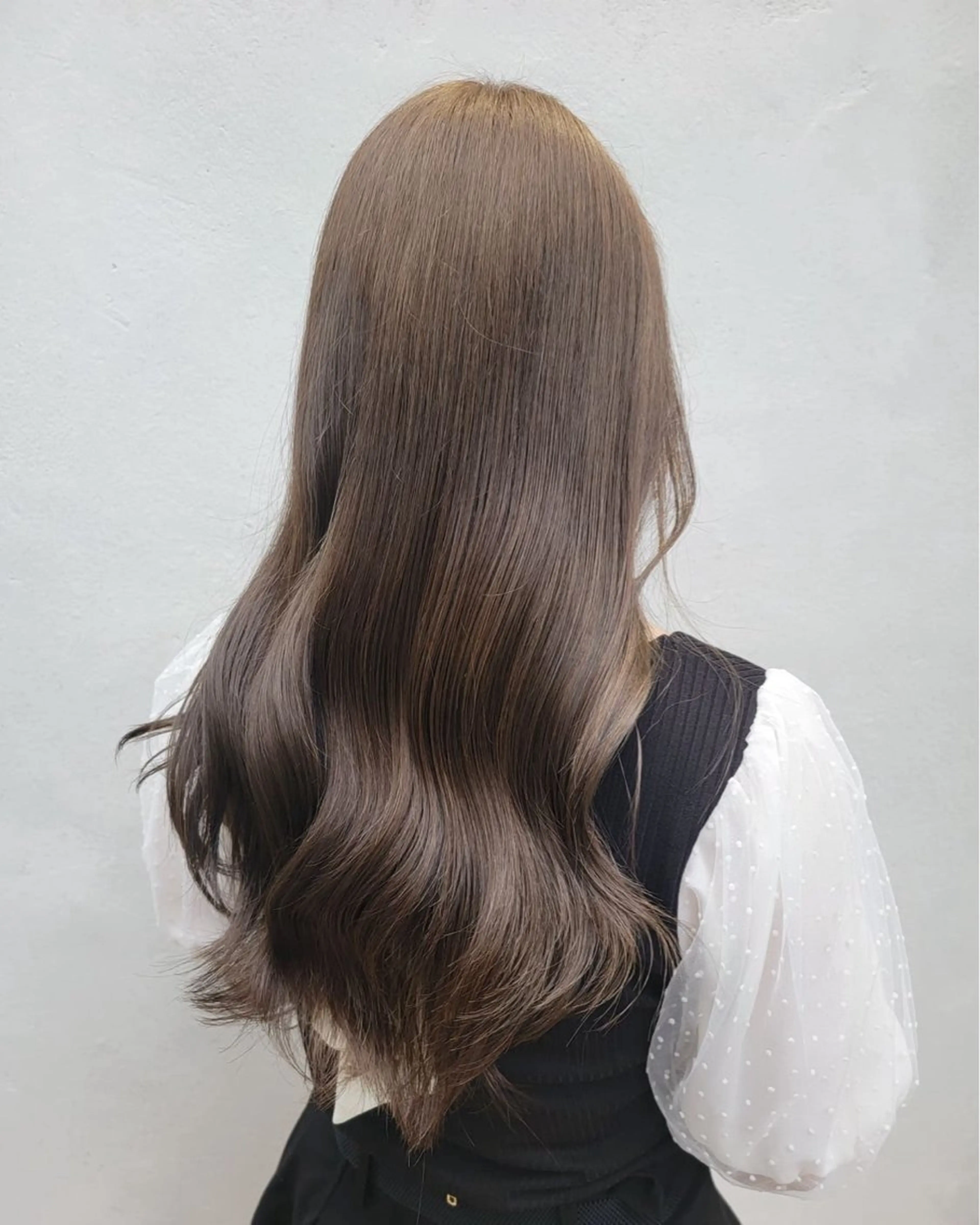 ロング ヘアカラー トリートメント 艶ブラウン/赤み消し /盛れる顔周りのヘアスタイル