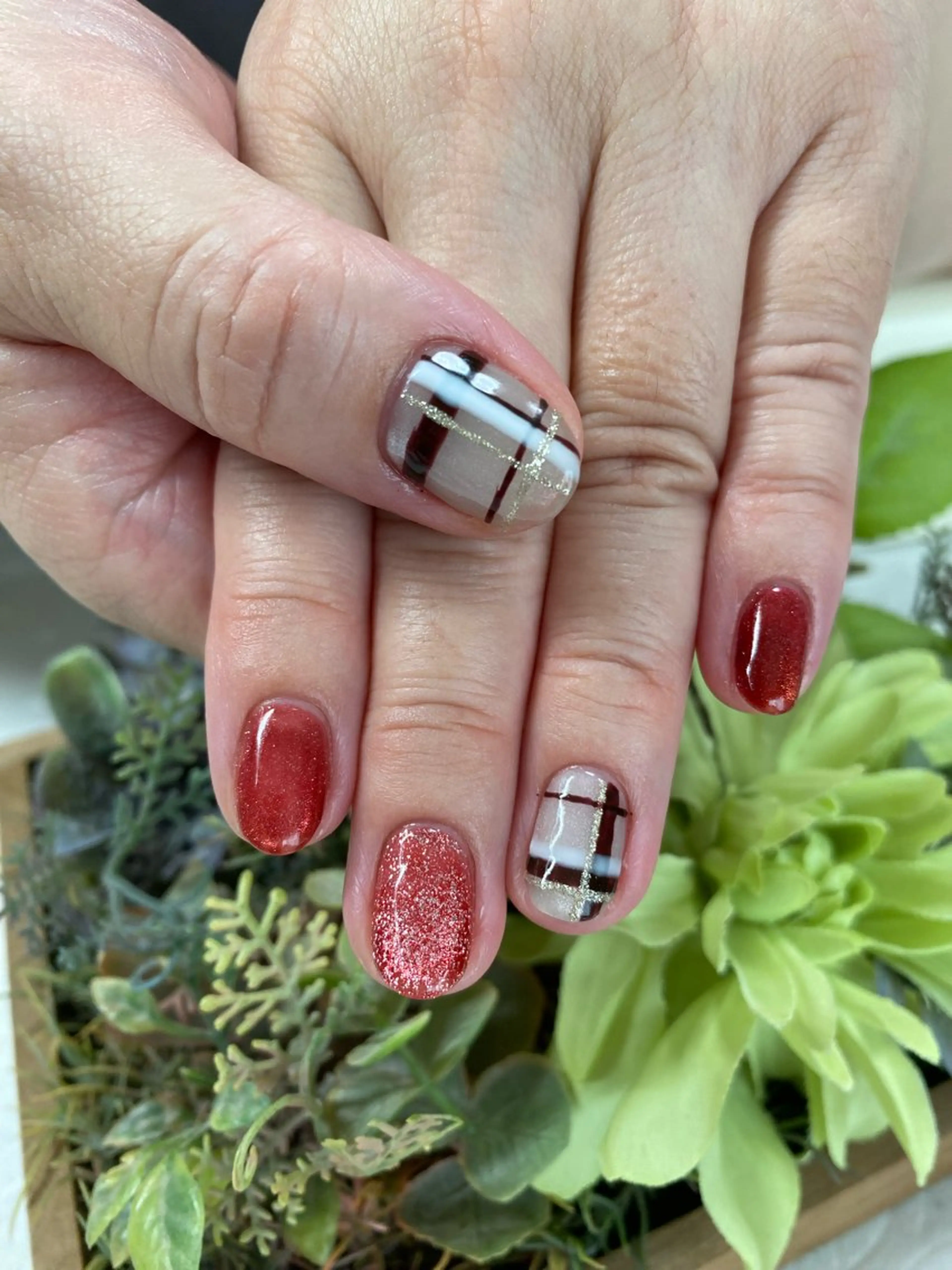 ネイル 赤色 Glanz  Nail aのネイルデザイン