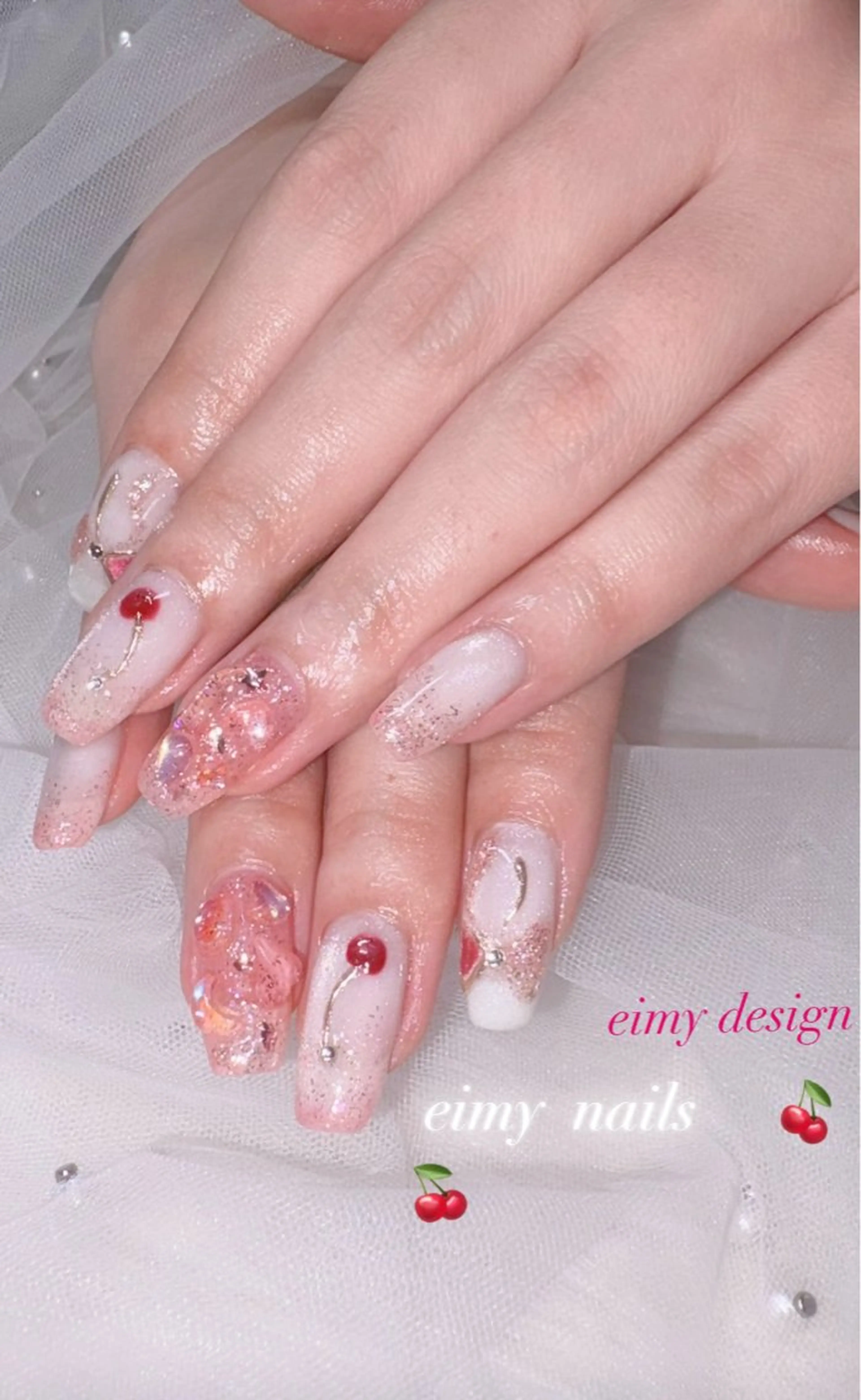 ネイル アートネイル ラメ(グリッター) マグネットネイル ワンカラーネイル リボン ハンドネイル eimy nails♡のネイルデザイン
