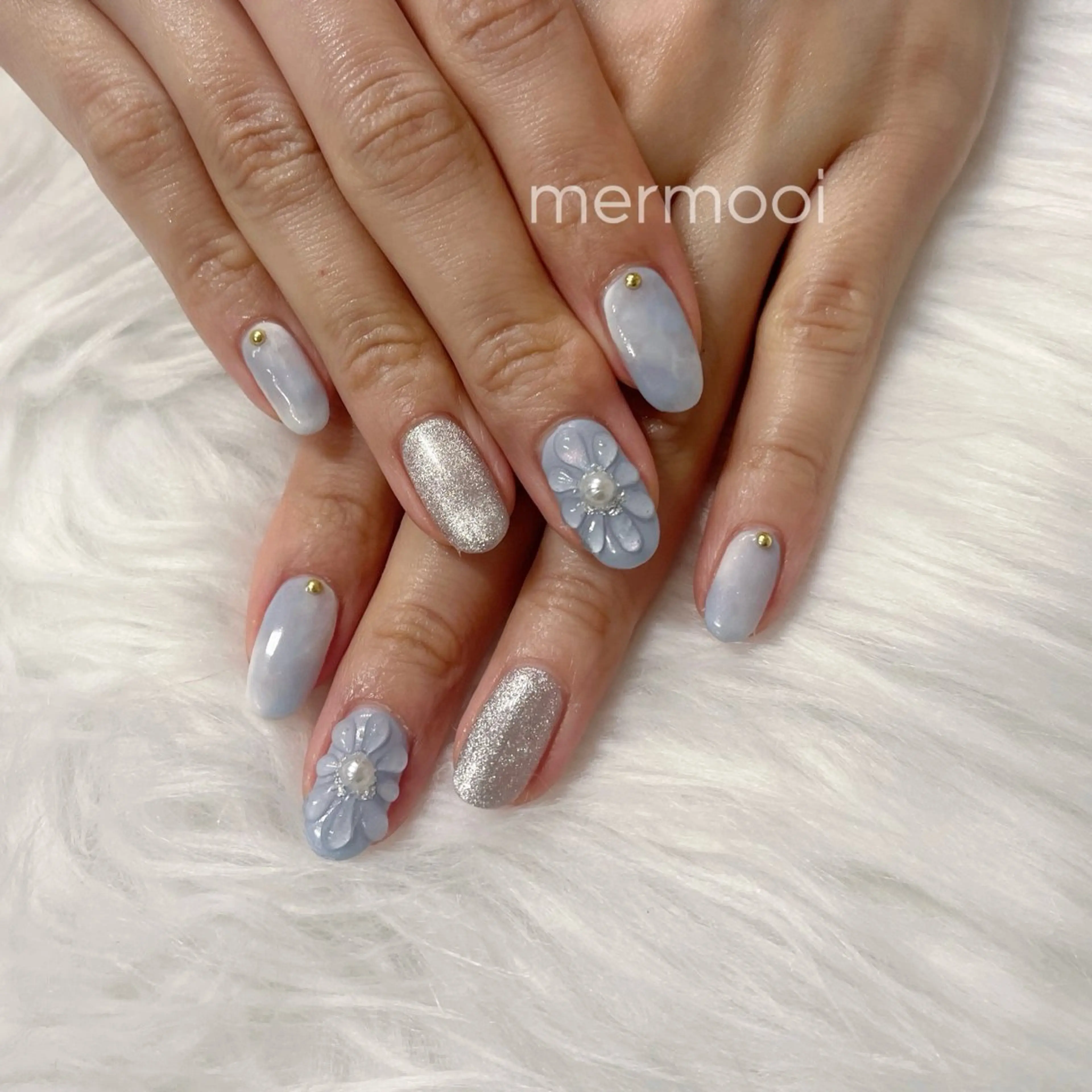 ネイル ブルー 韓国ネイル ニュアンスネイル パステルネイル ぷっくりネイル ハンドネイル melumooi nailのネイルデザイン