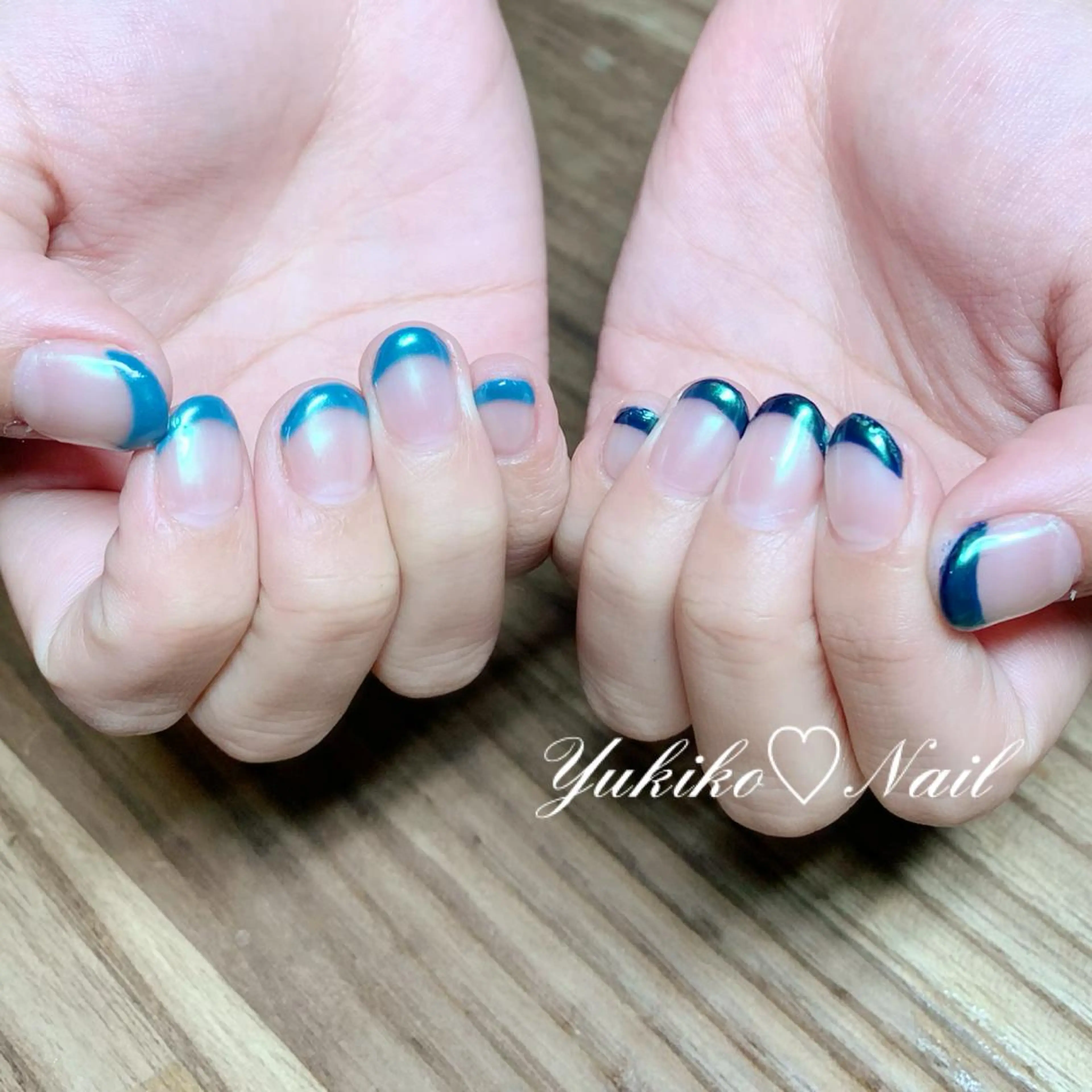 ネイル オーロラネイル フレンチネイル 持ち込み ユキコ ネイルのネイルデザイン