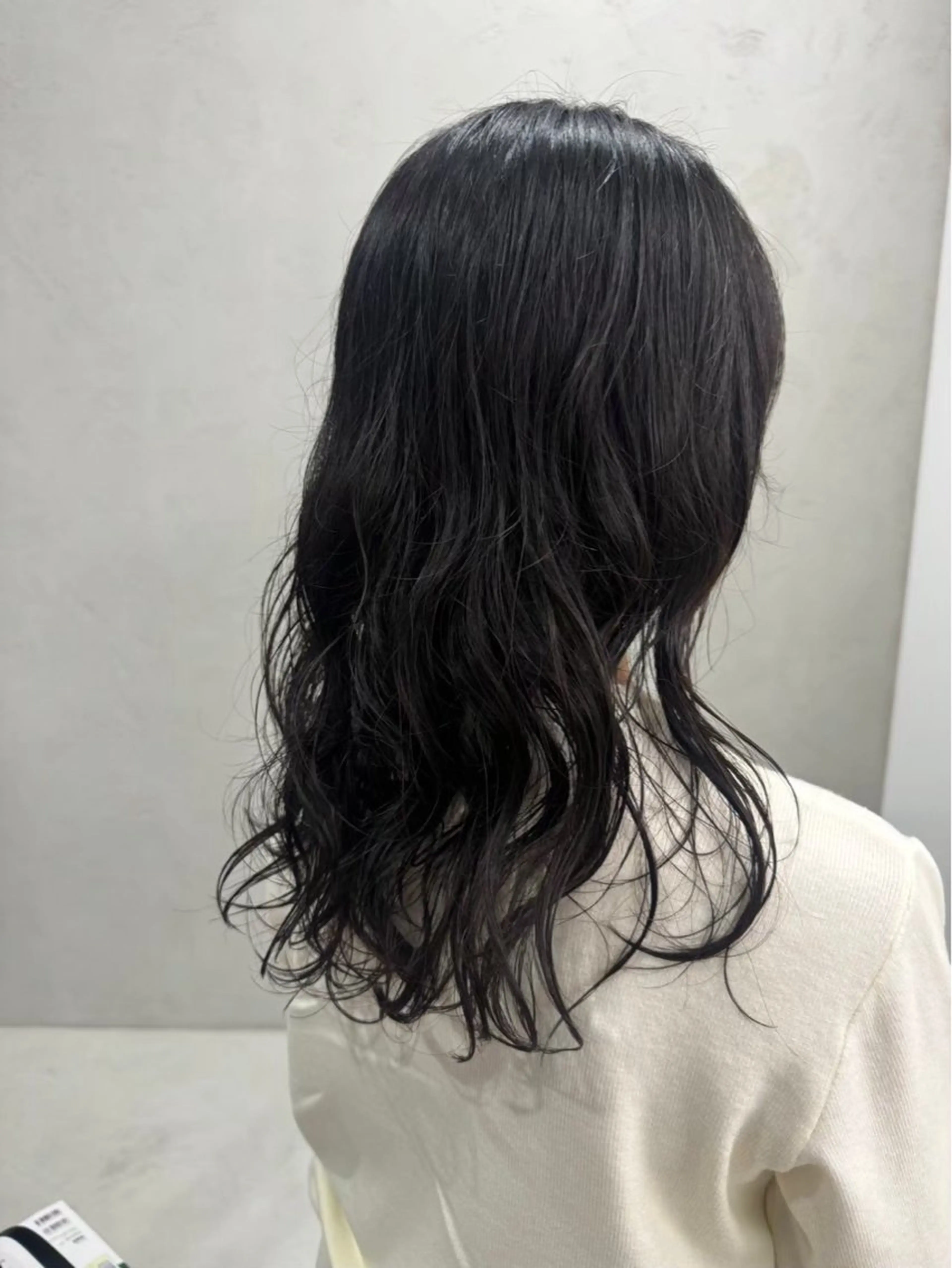 ロング 山村 梨香のヘアスタイル