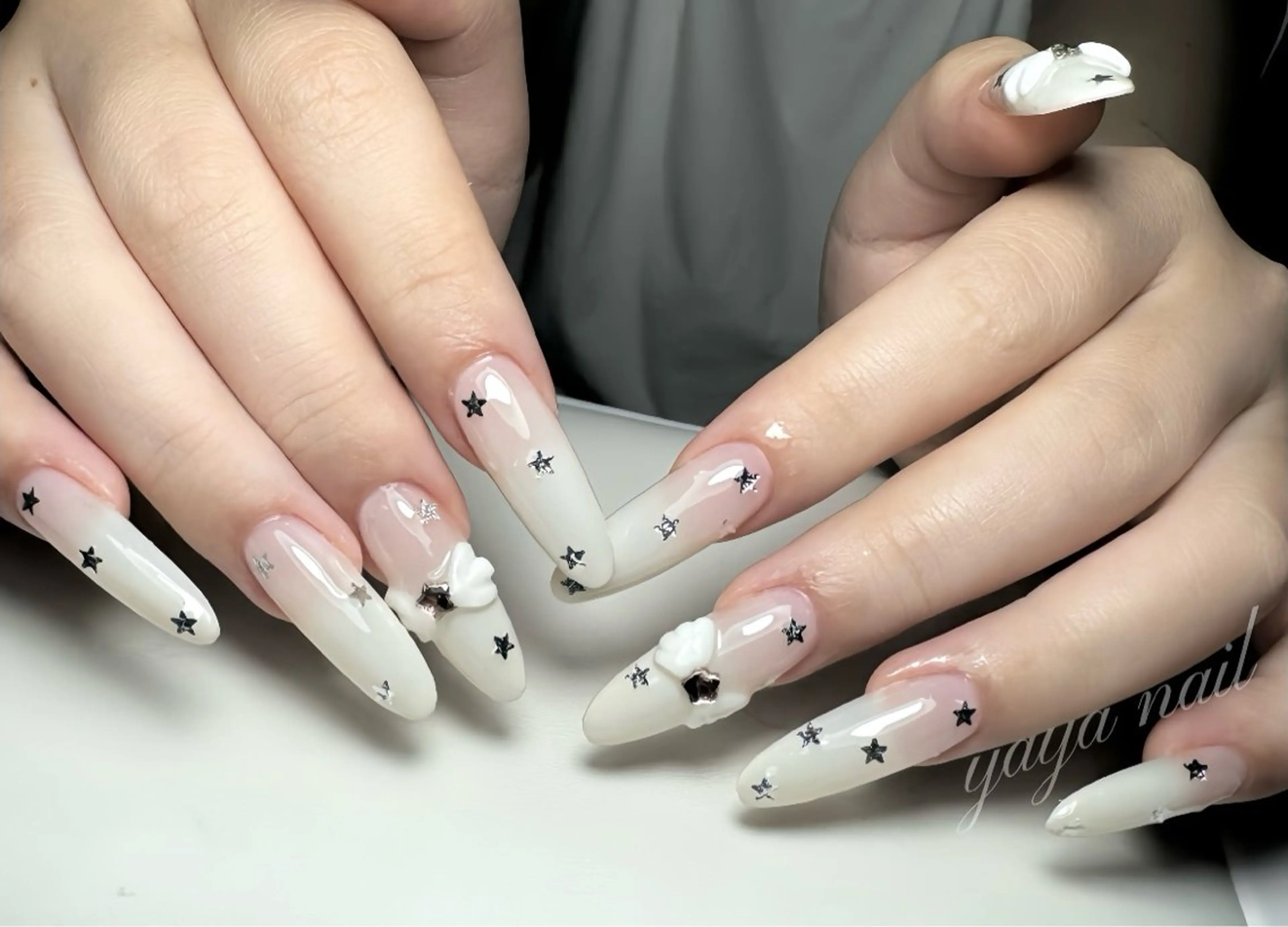 ネイル ハンドネイル queen nailのネイルデザイン