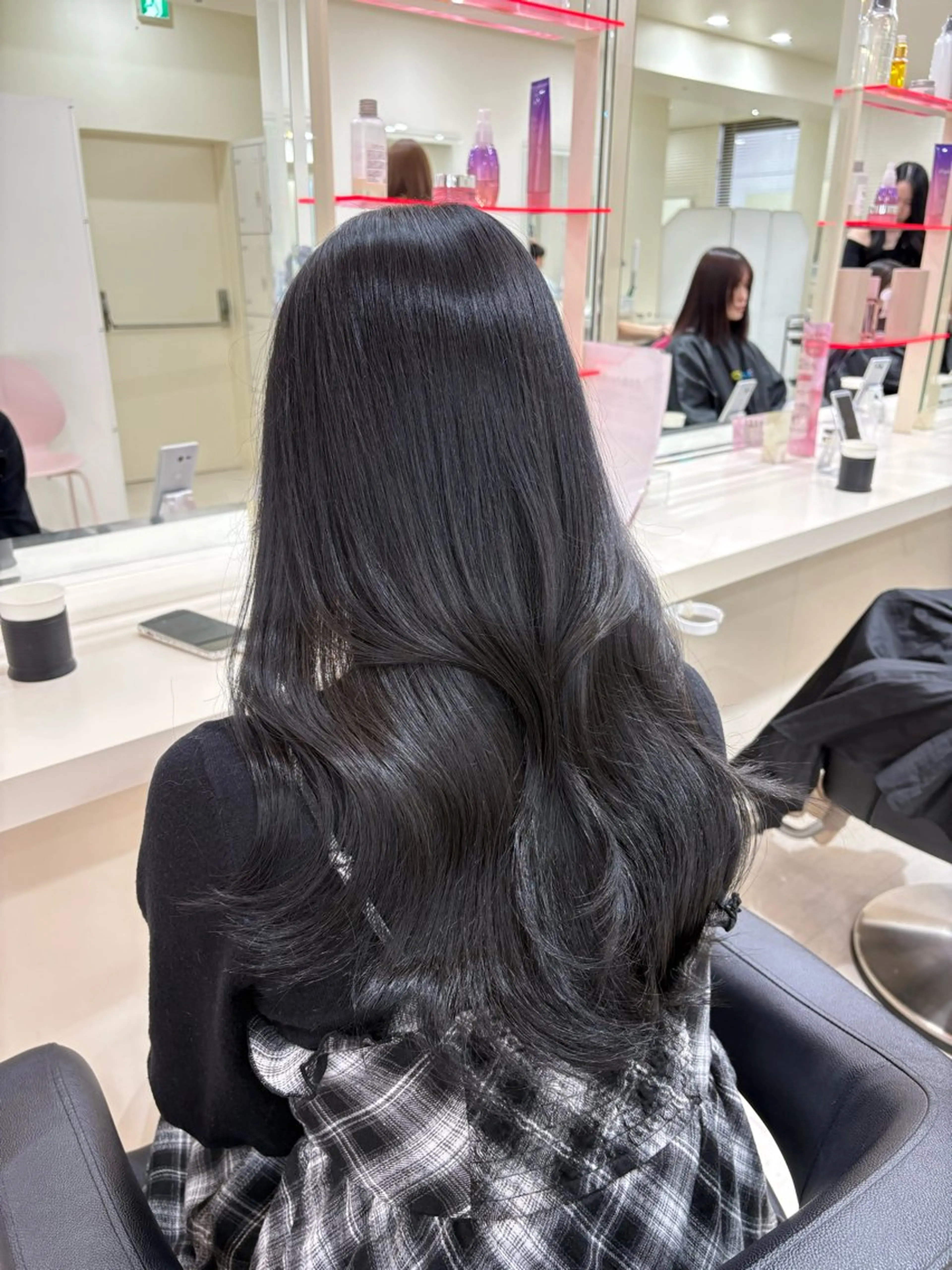 ロング カラー ヘアアレンジ ヘアカラー トリートメント 💟RINNA 艶カラー💟のヘアスタイル