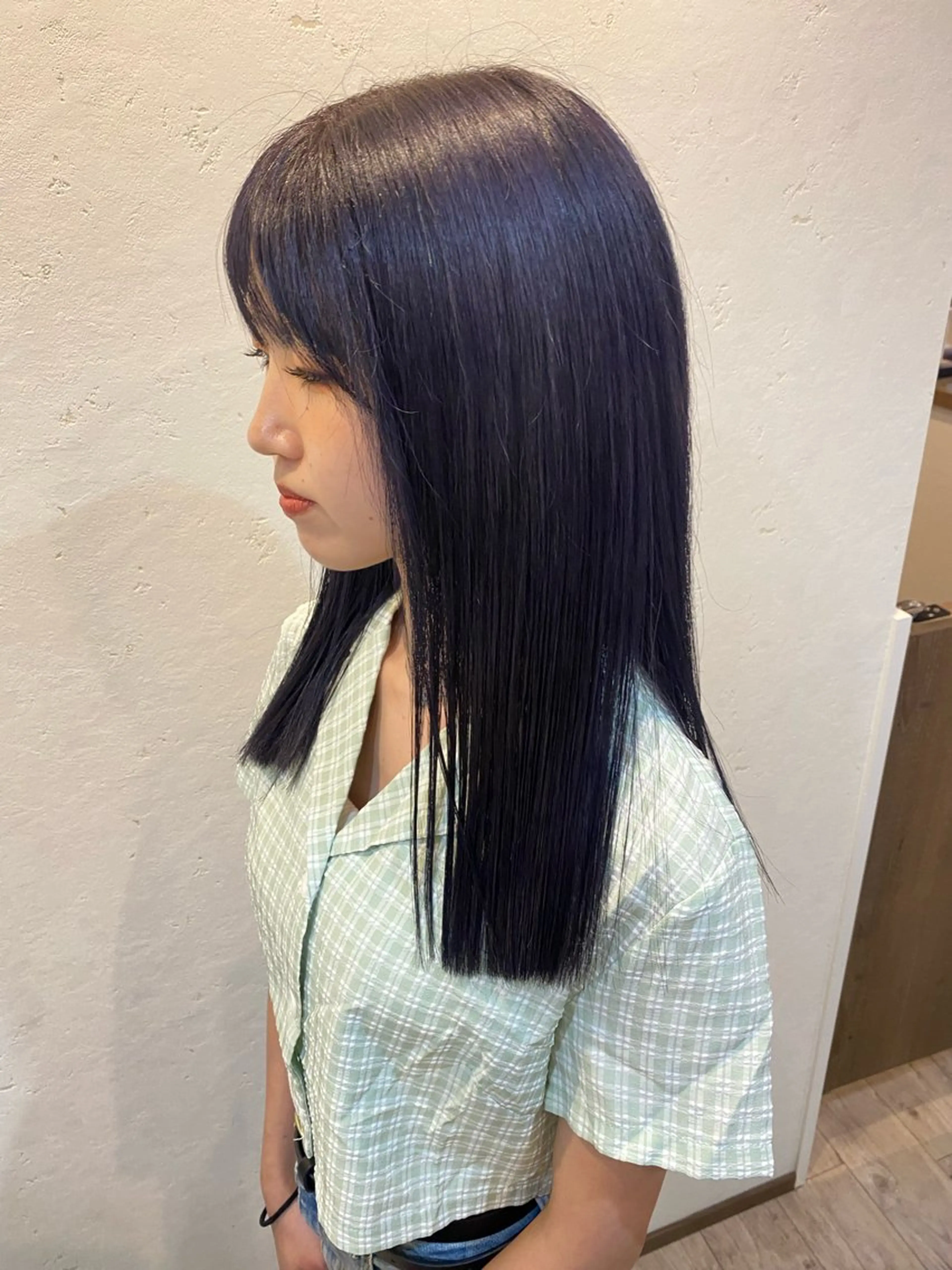 ミディアム カラー ブリーチ ネイビーカラー ヘアカラー 🍑 モモカ🍑のヘアスタイル