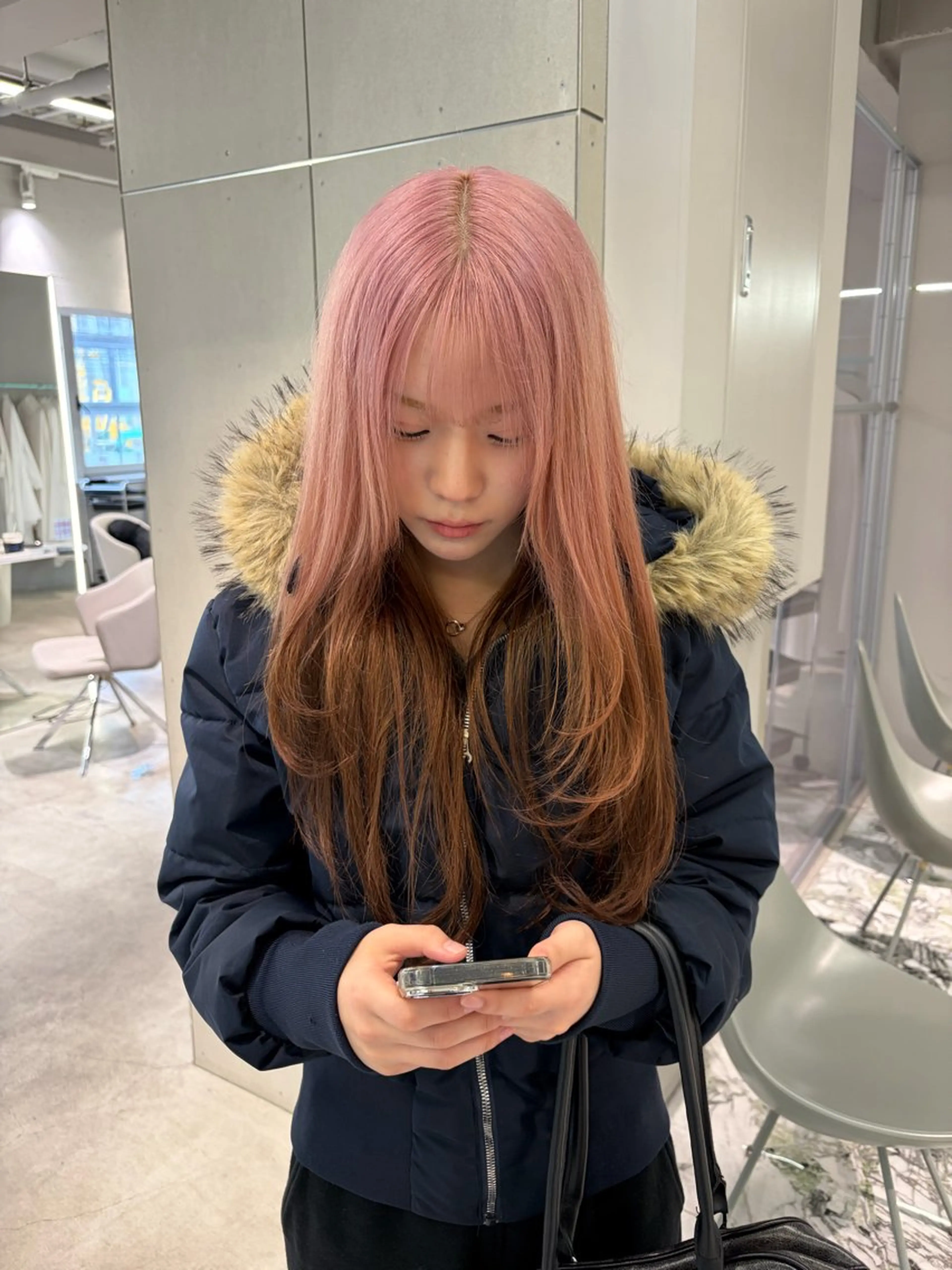 カラー ピンクカラー GEM/ hinanaのヘアスタイル