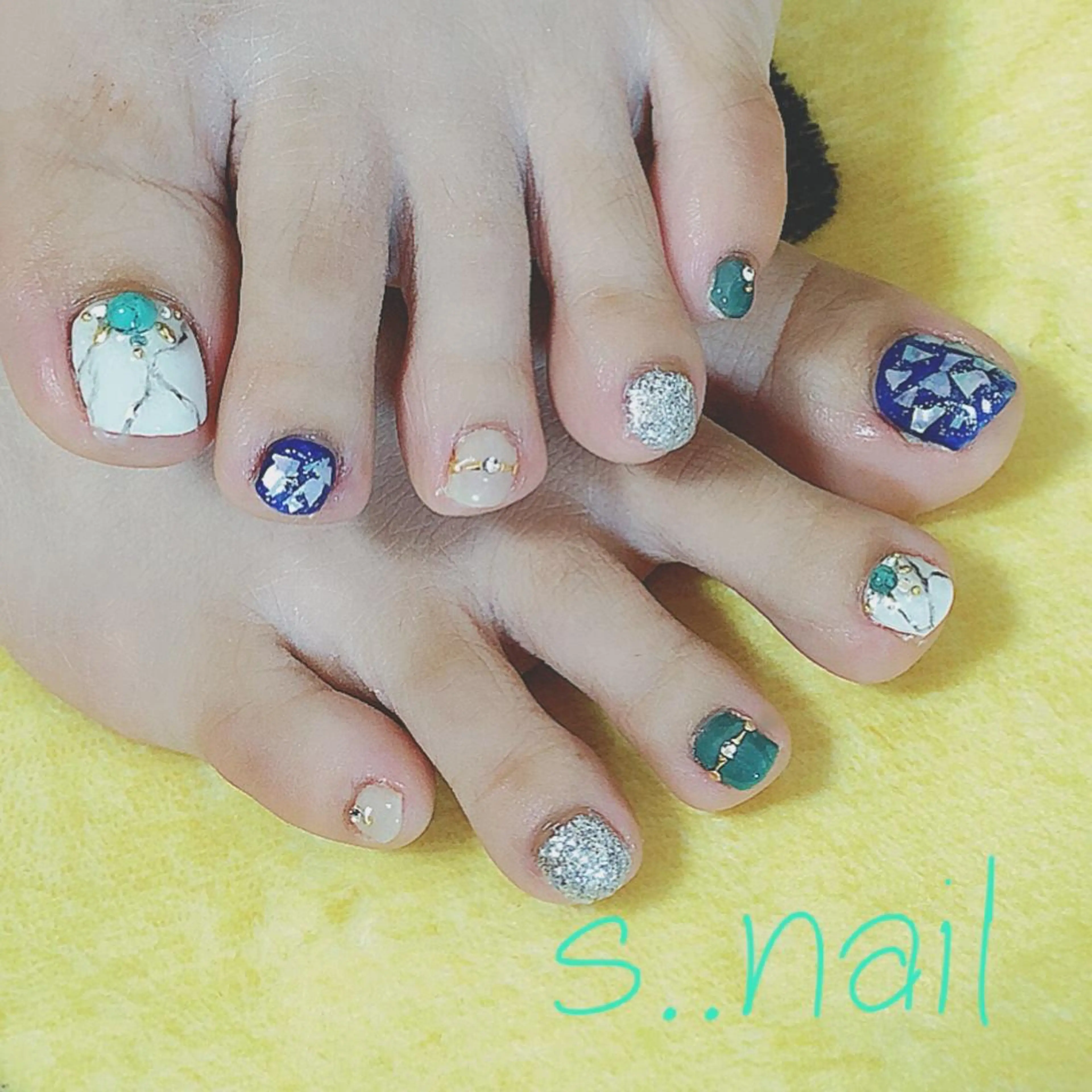 ネイル クリアネイル フットネイル グリーン ハンドネイル フットネイル s..nail / MORITAのネイルデザイン