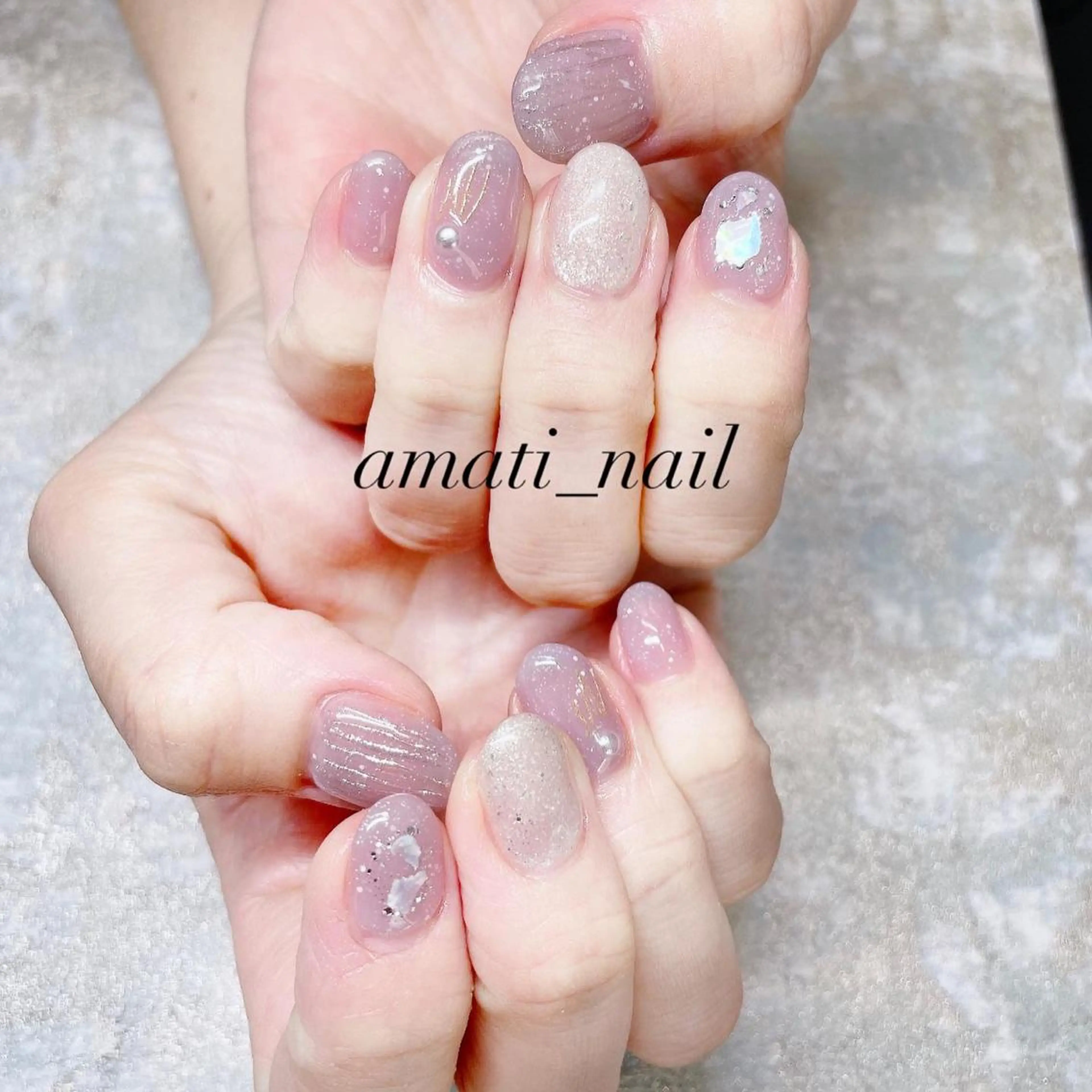 ネイル ミラーネイル ニュアンスネイル ワンカラーネイル ハンドネイル amati_nail TAKAKOのネイルデザイン
