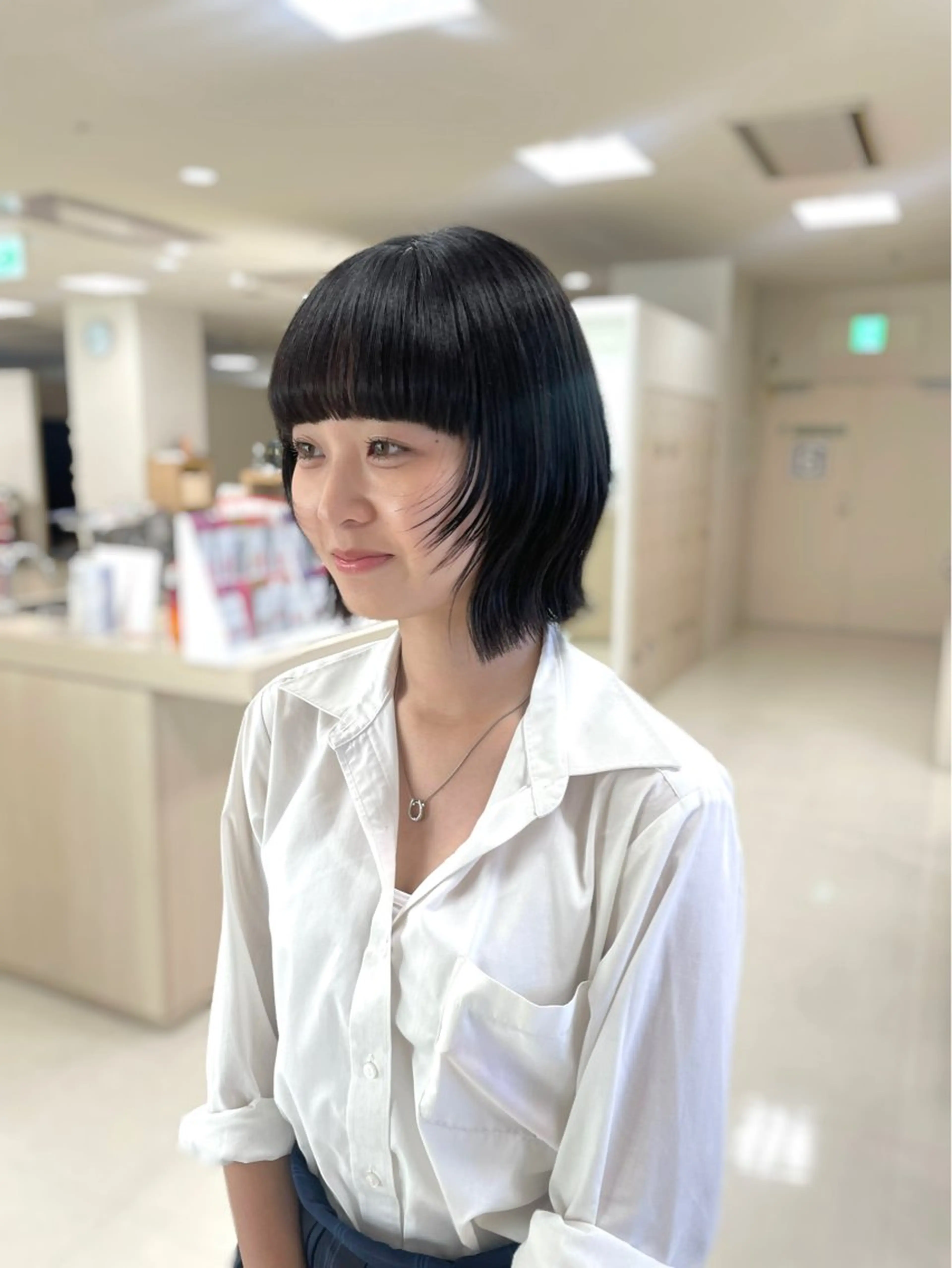 ショート 透明感ベージュ🎀 レイヤー/AOのヘアスタイル