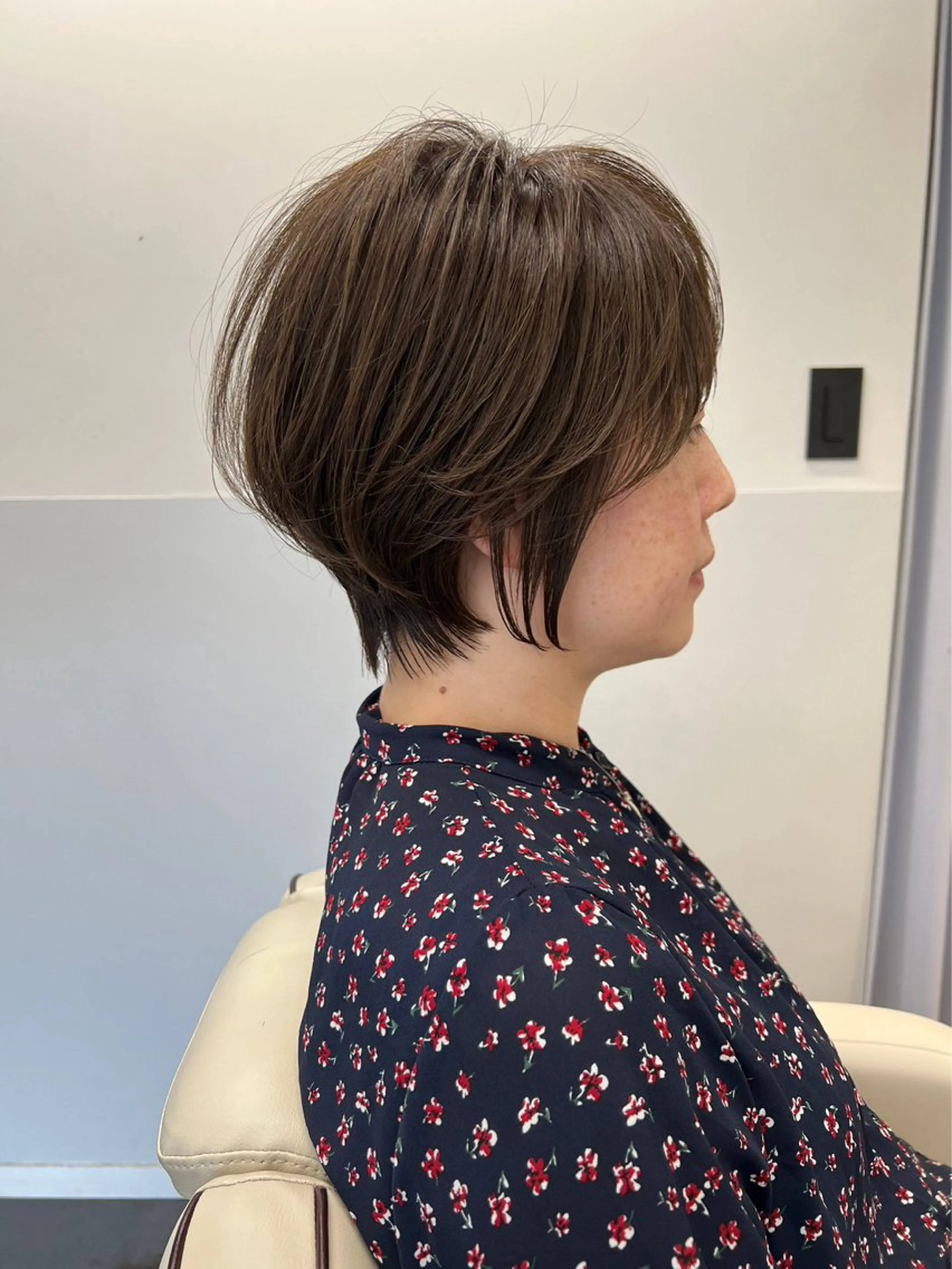 ショート カラー カット トリートメント ⭐️小顔ショート⭐️ 大鷲拓海のヘアスタイル