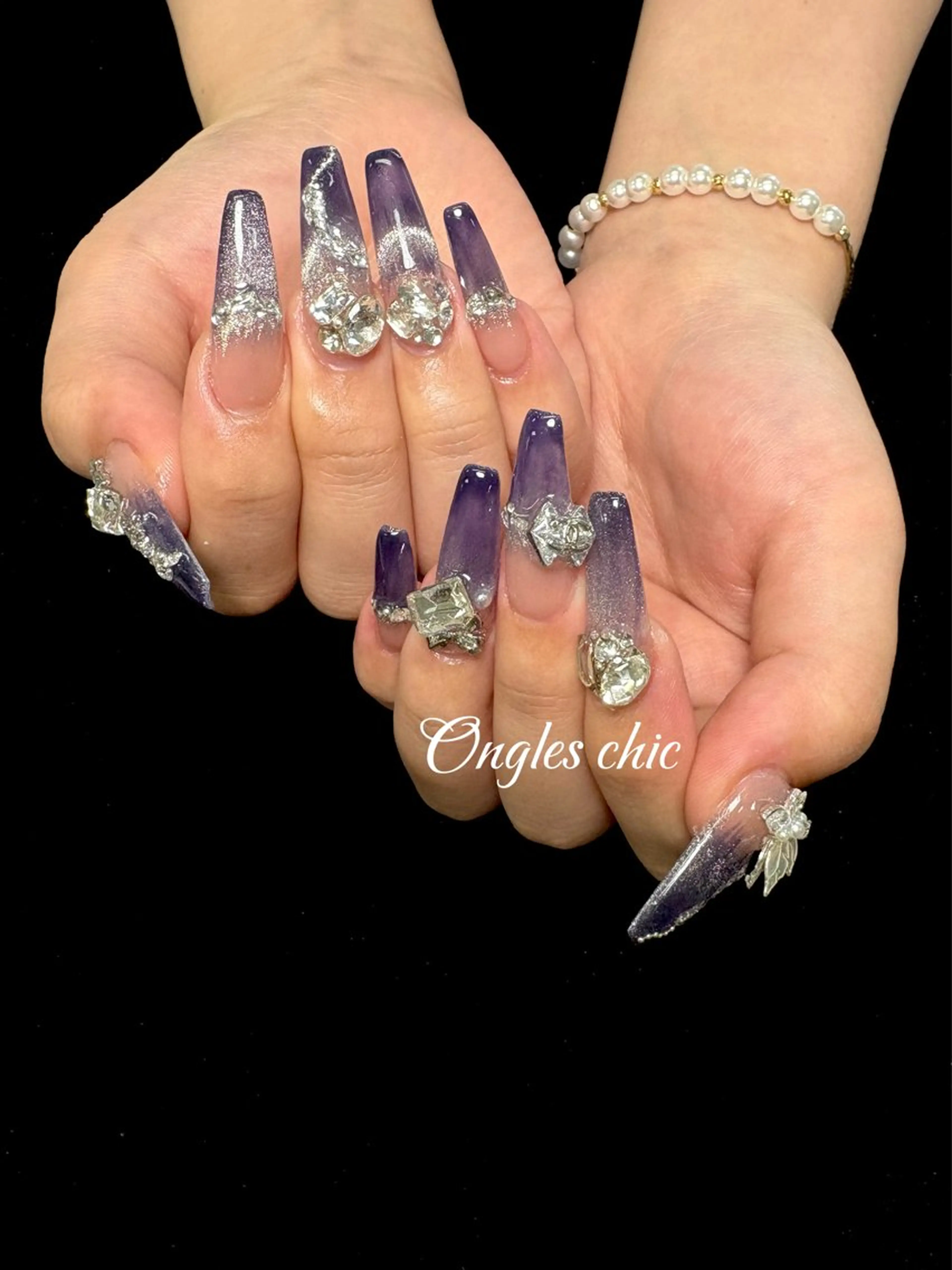 ネイル ハンドネイル ongles chicのネイルデザイン