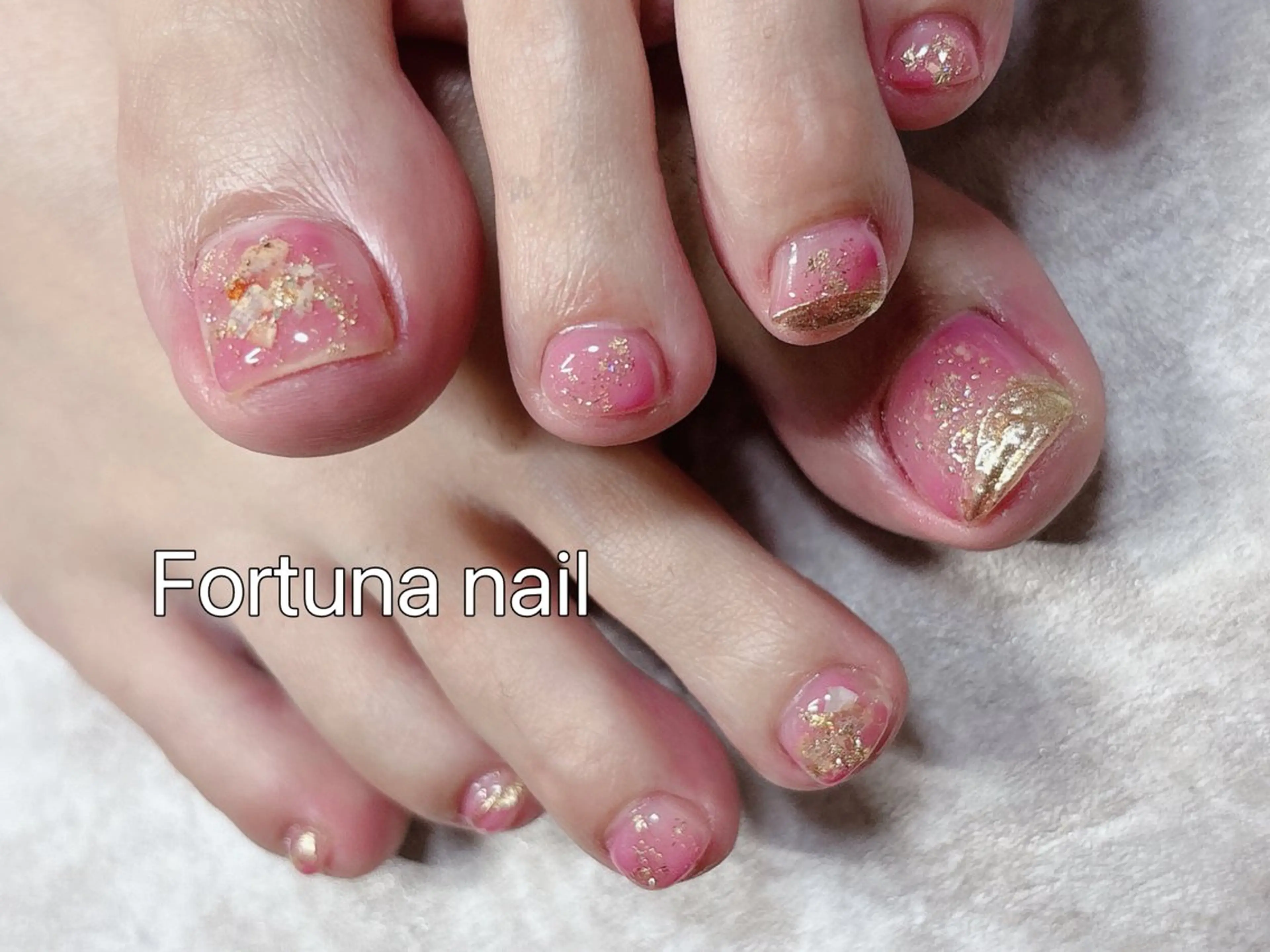 ネイル フットネイル Nail •Head スパFortunaのネイルデザイン