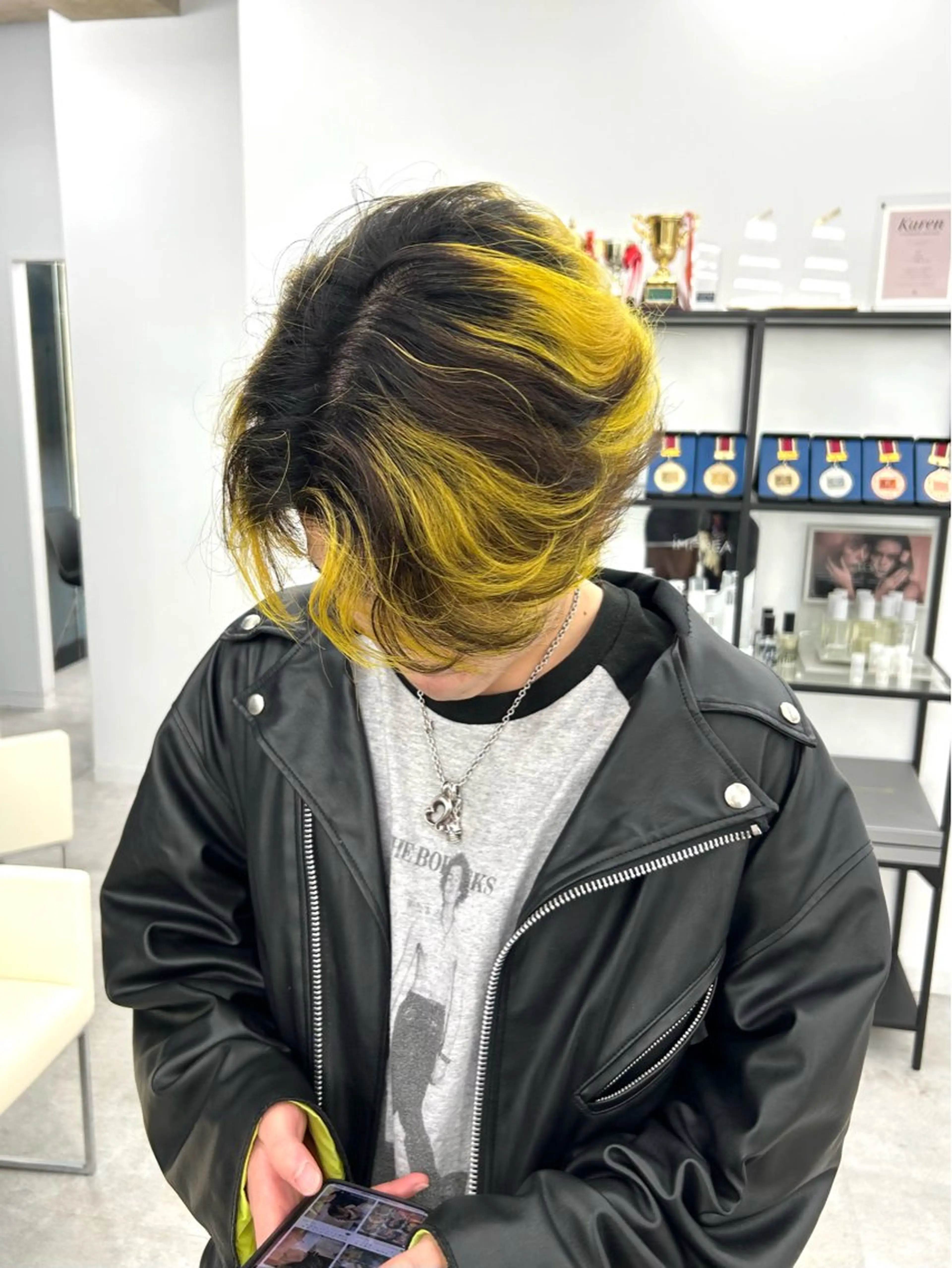 メンズ 透明感ハイトーン特化 /ケアブリーチ/莉駒のヘアスタイル