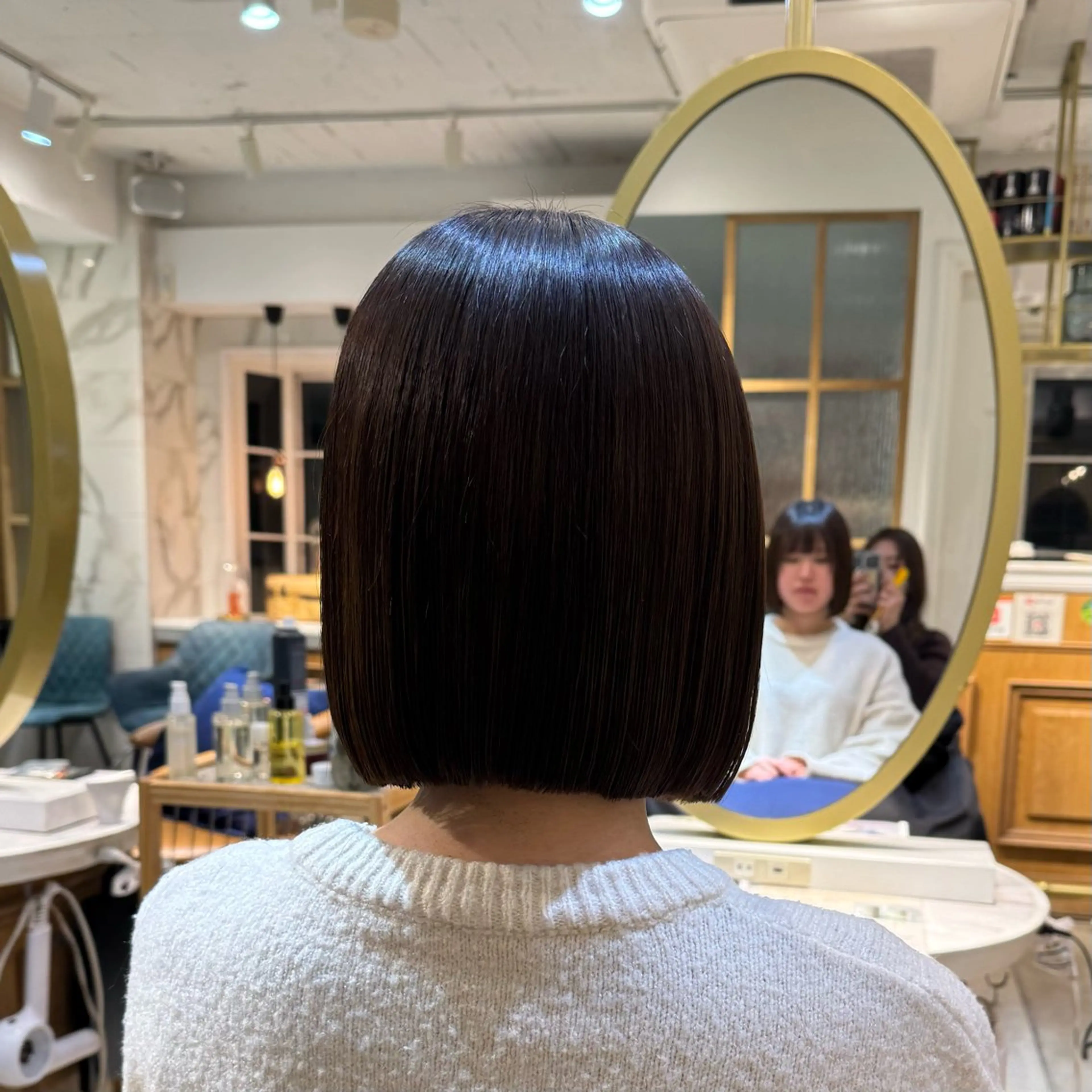 ミディアム ボブ 韓国風ヘア カット ヘアカラー トリートメント ヘアセット 髪質改善/ボブ /韓国/erikoのヘアスタイル