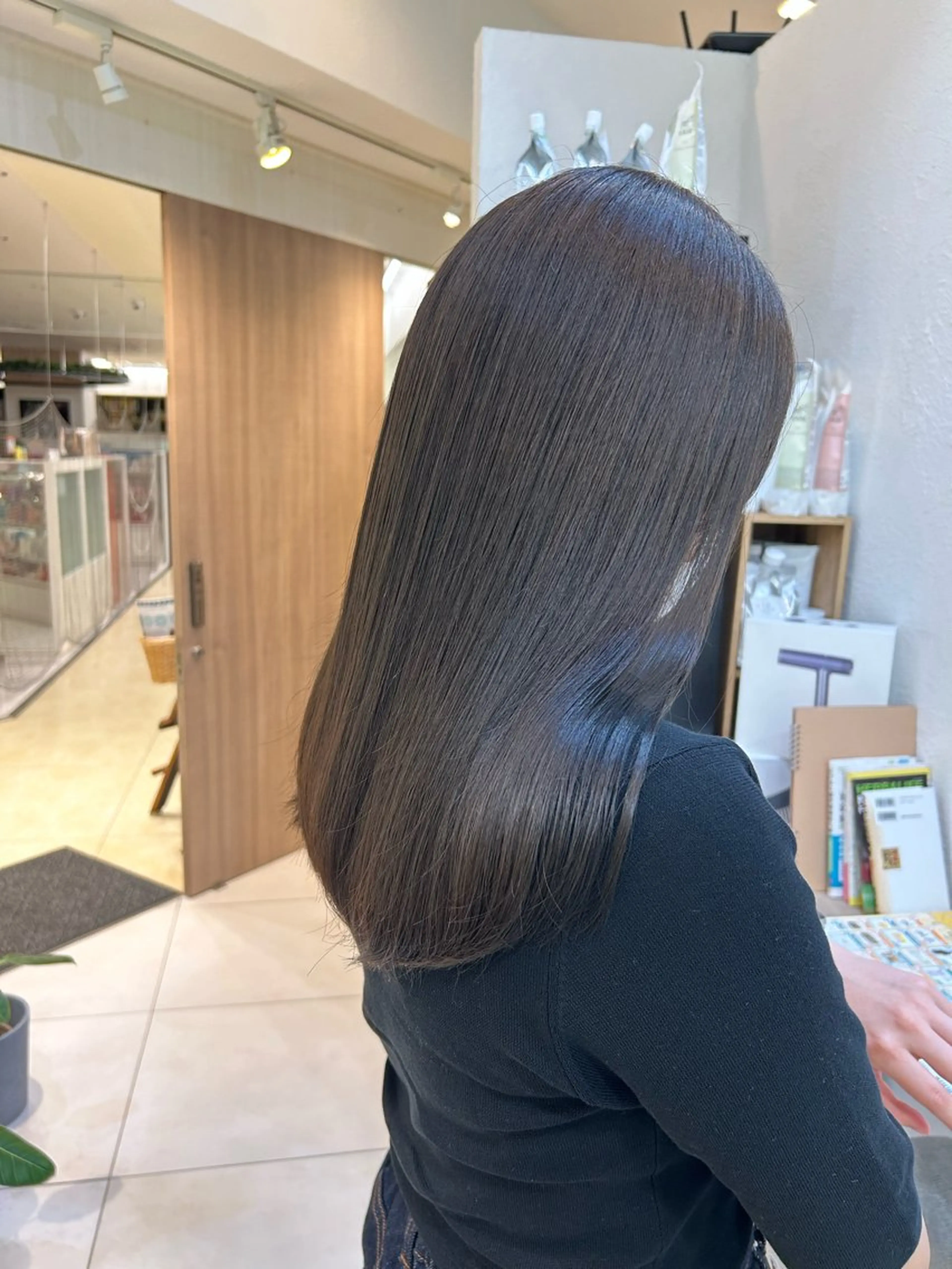 ミディアム カラー カット 縮毛矯正 トリートメント 似合わせカラー/艶 髪質改善/ヨシザキのヘアスタイル