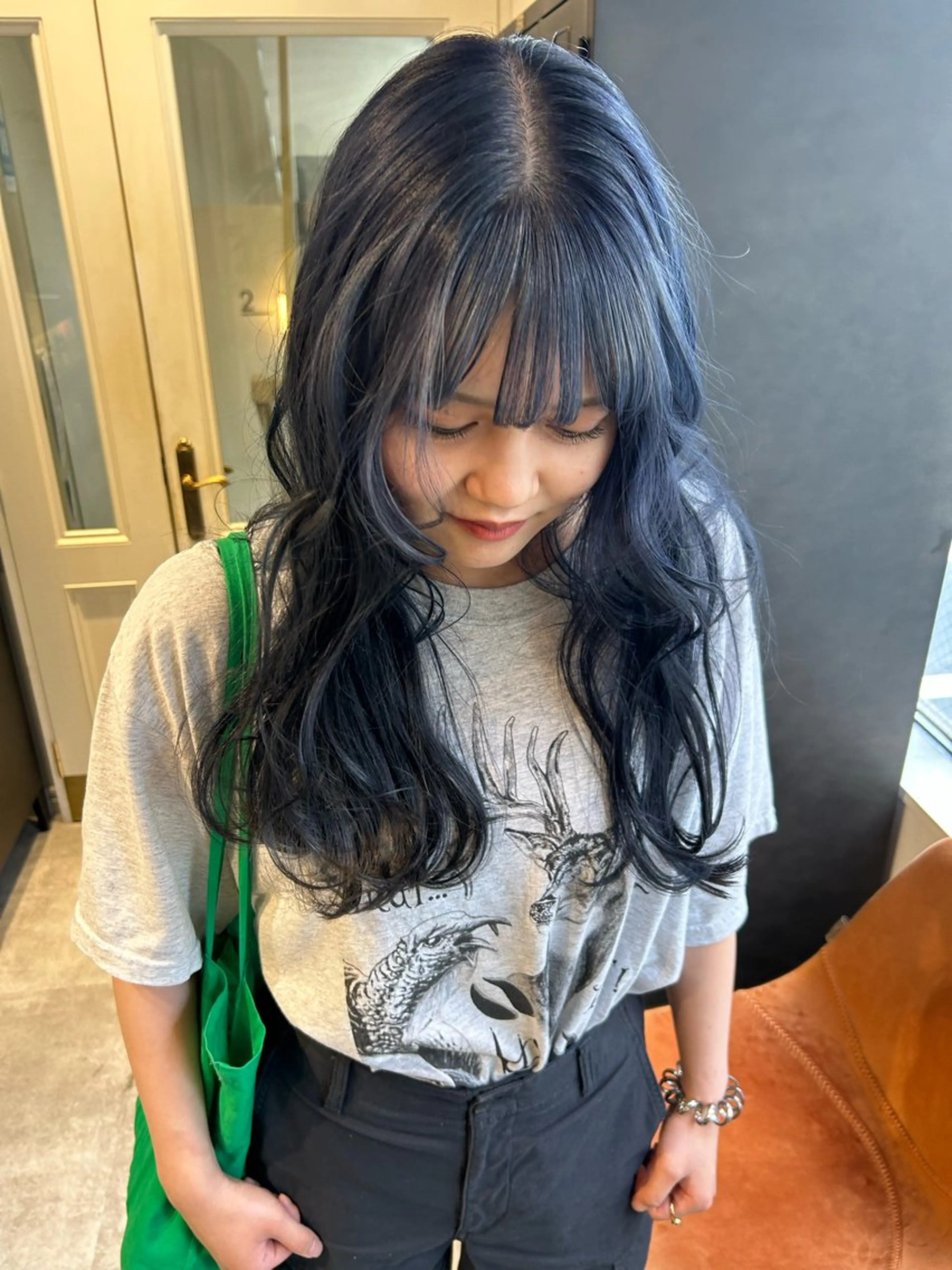 ロング カラー 薄暮 マツイ レンのヘアスタイル