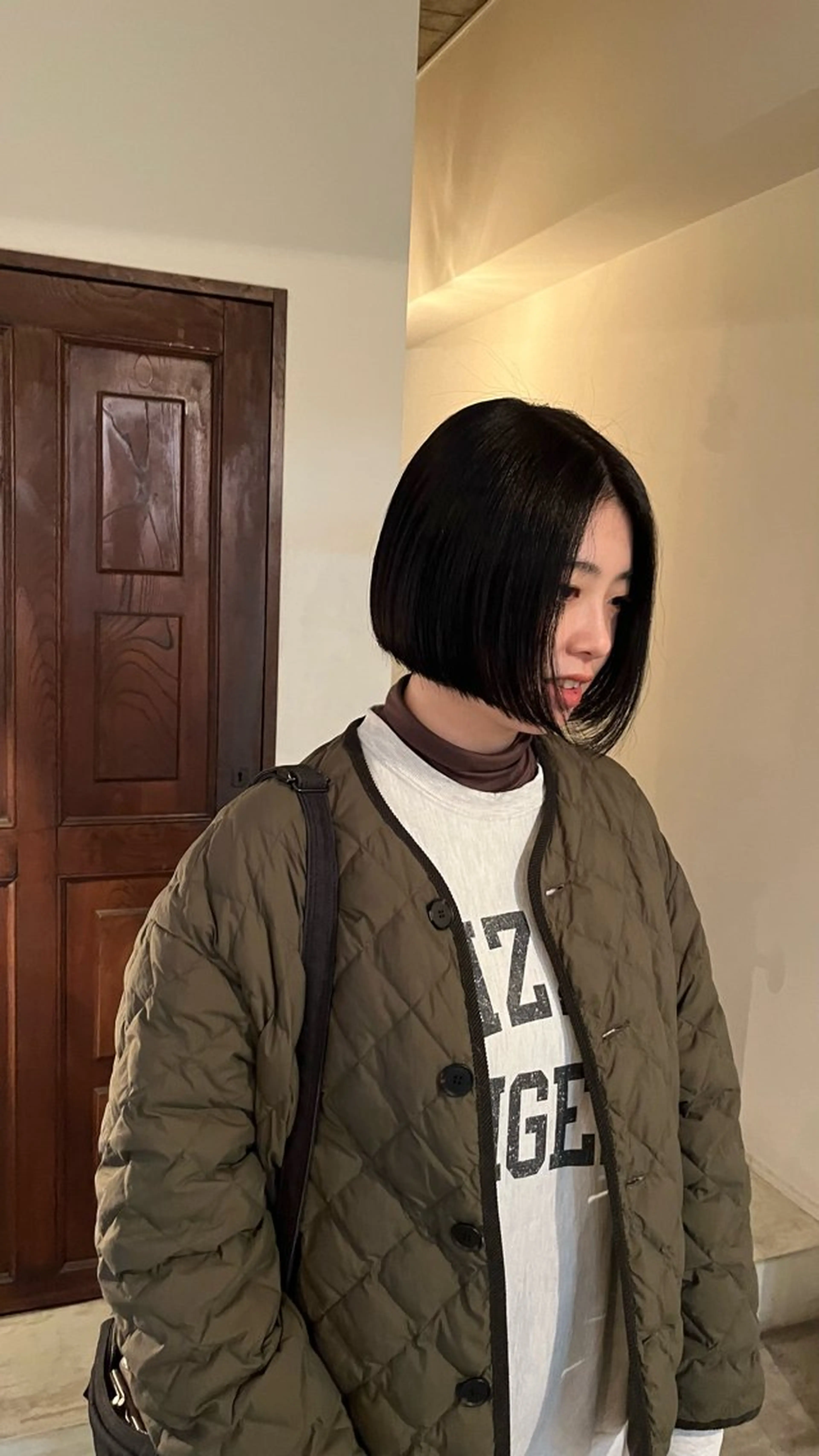 ショート カラー 前下がりボブ ボブ カット ヘアカラー トリートメント 前川 華恋 / room3のヘアスタイル