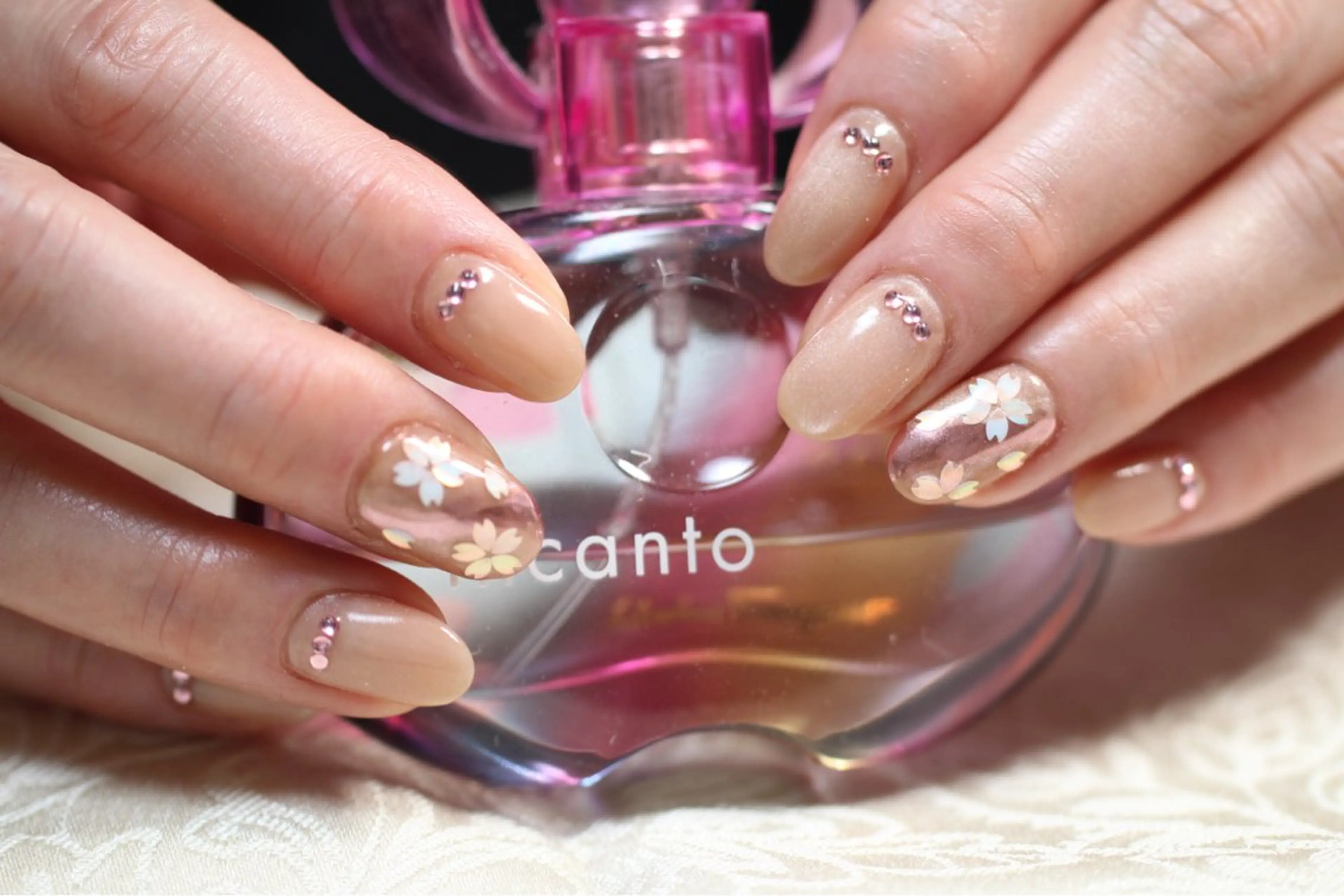 ネイル アートネイル 桜ネイル ジェルネイル マグネットネイル しみ えんのネイルデザイン