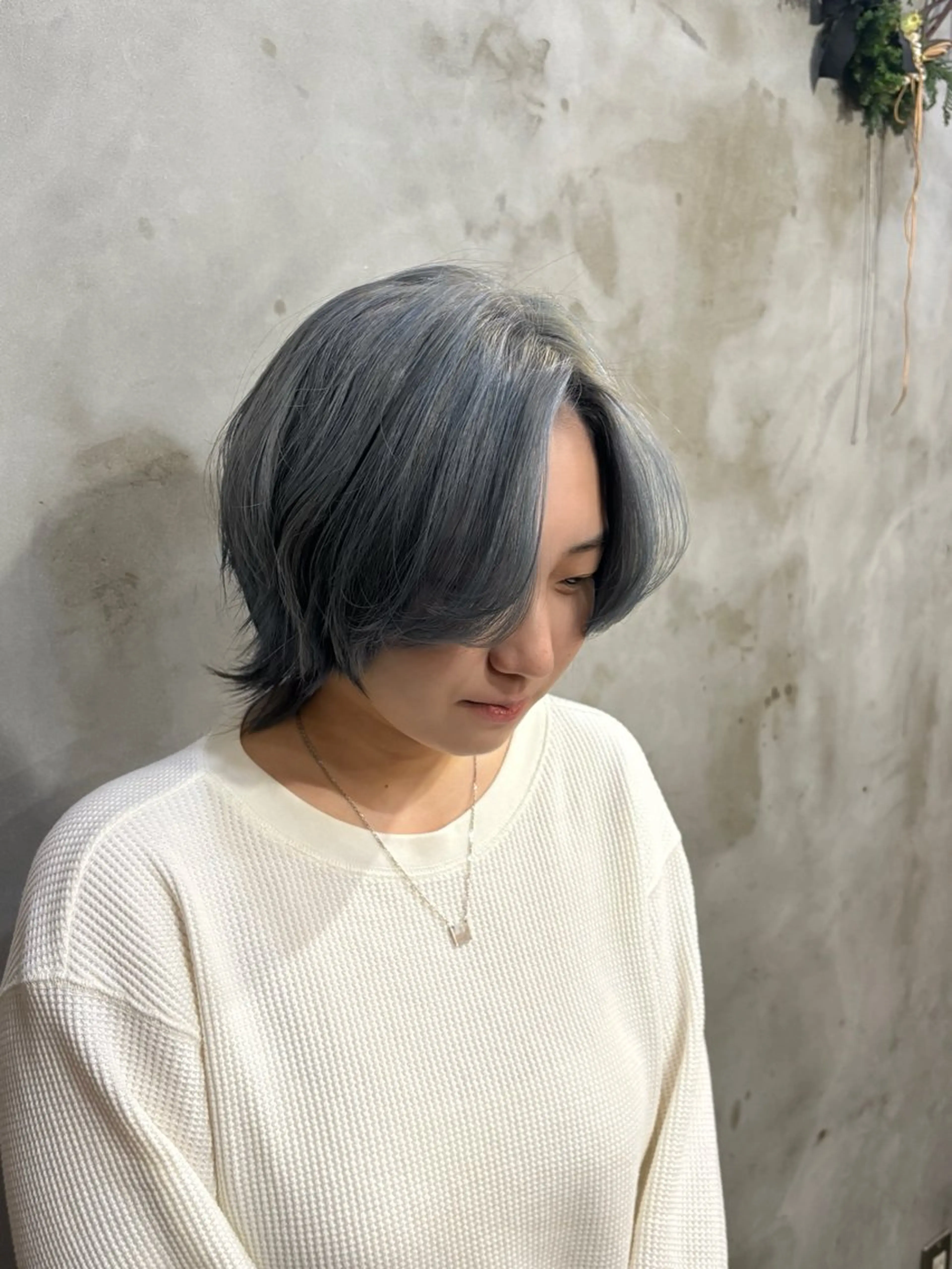 ミディアム カラー ブリーチ 透明感カラー トリートメント ヘアカラー Hina🧵/恵比寿 中目黒/透明感カラーのヘアスタイル