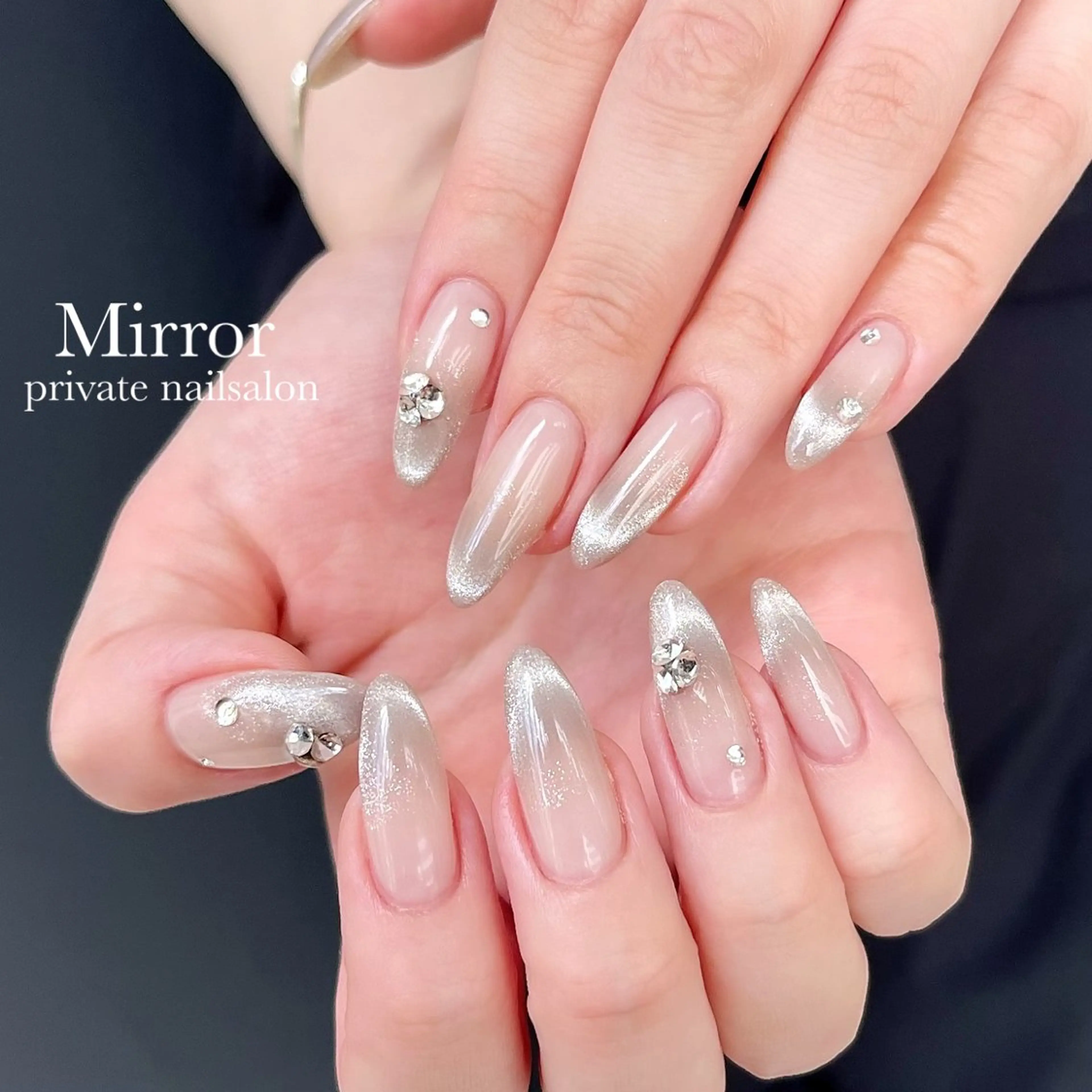 ネイル フレンチネイル マグネットネイル マグネットフレンチ nailsalon Mirrorのネイルデザイン