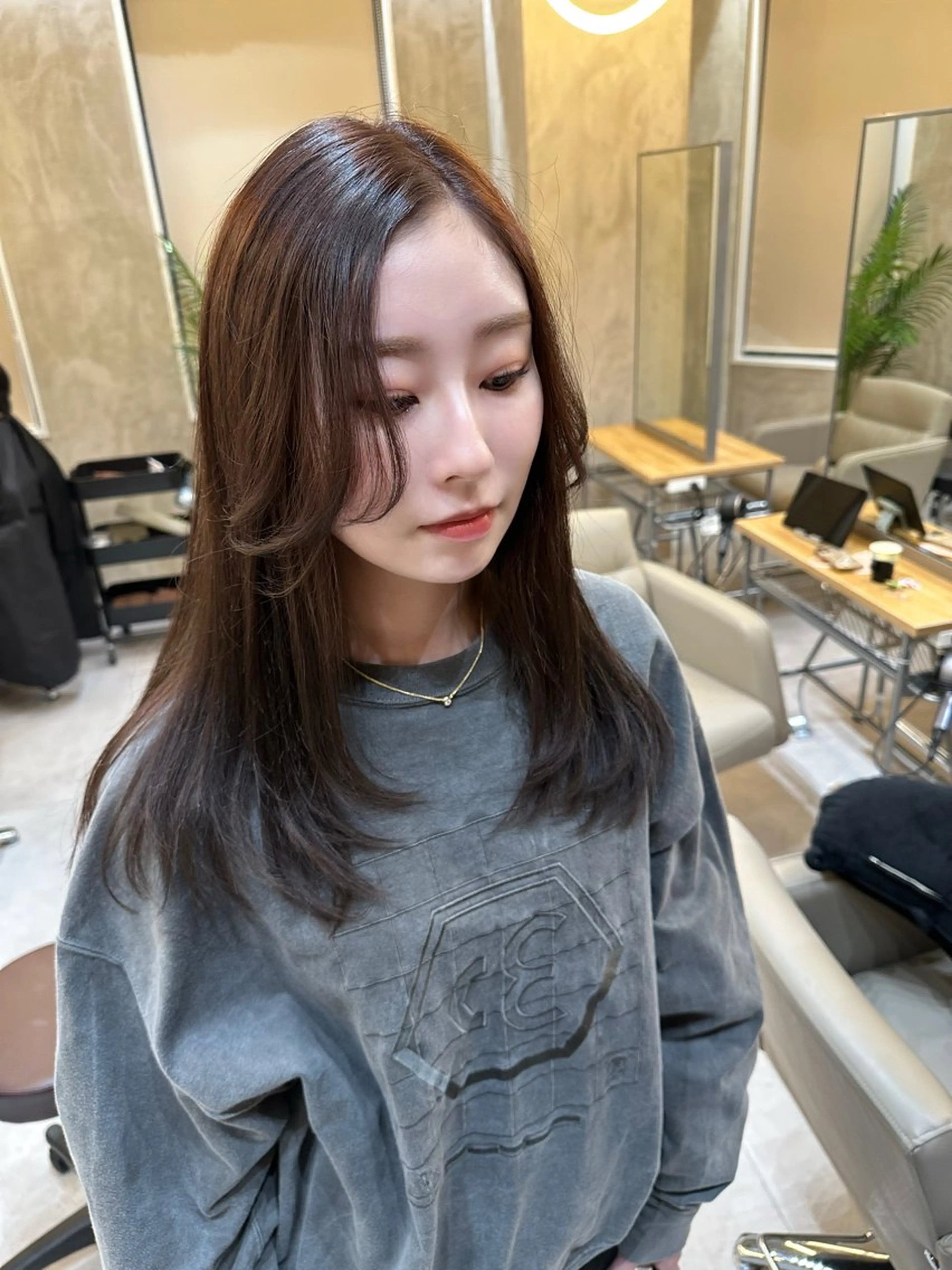 ロング カット ヘアカラー トリートメント Minami🩵 新宿のヘアスタイル