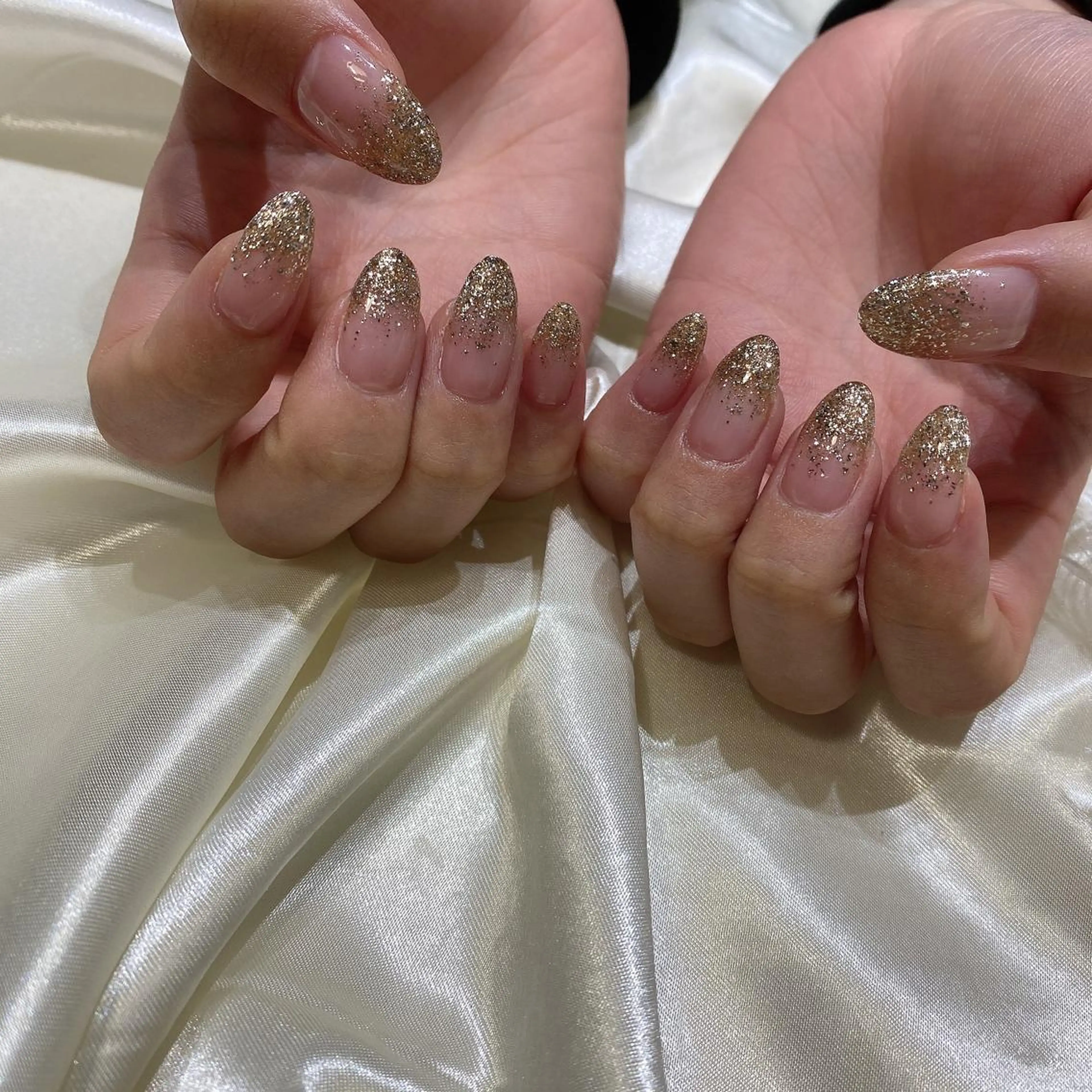 ネイル ハンドネイル 西岡 杏のネイルデザイン