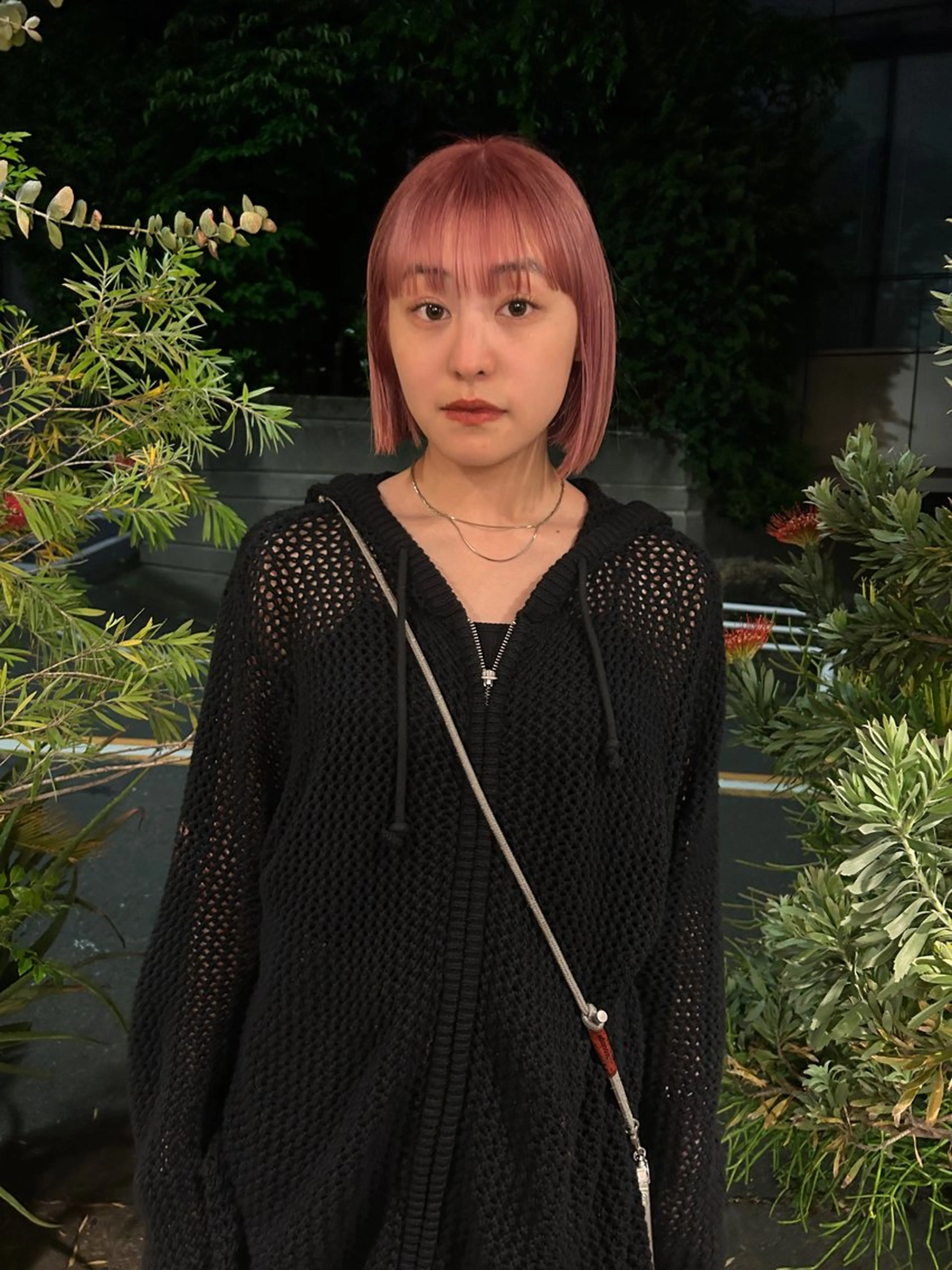 cut + bleach retouch + colorの写真