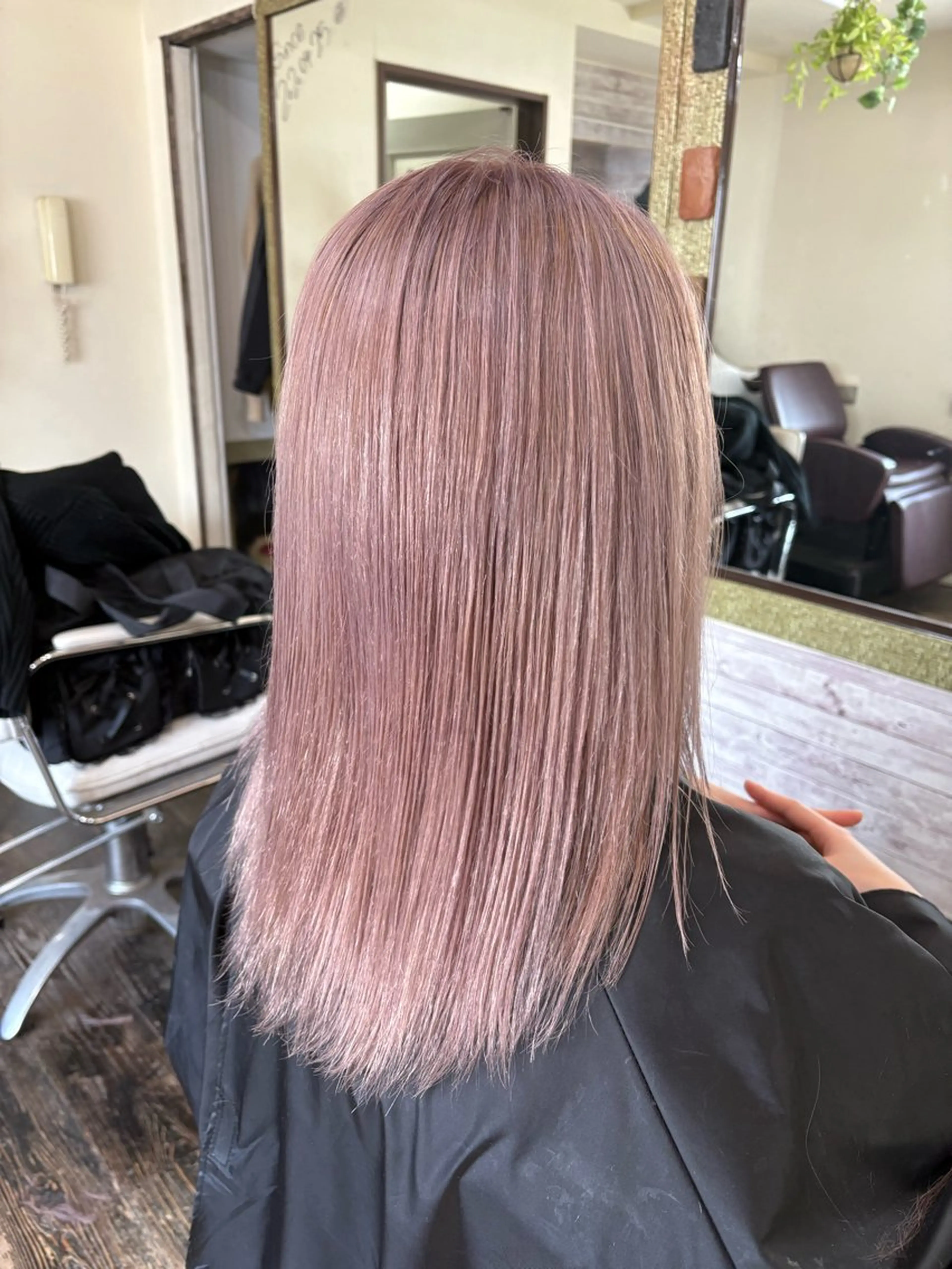 カラー ヘアカラー 渡辺 健太のヘアスタイル