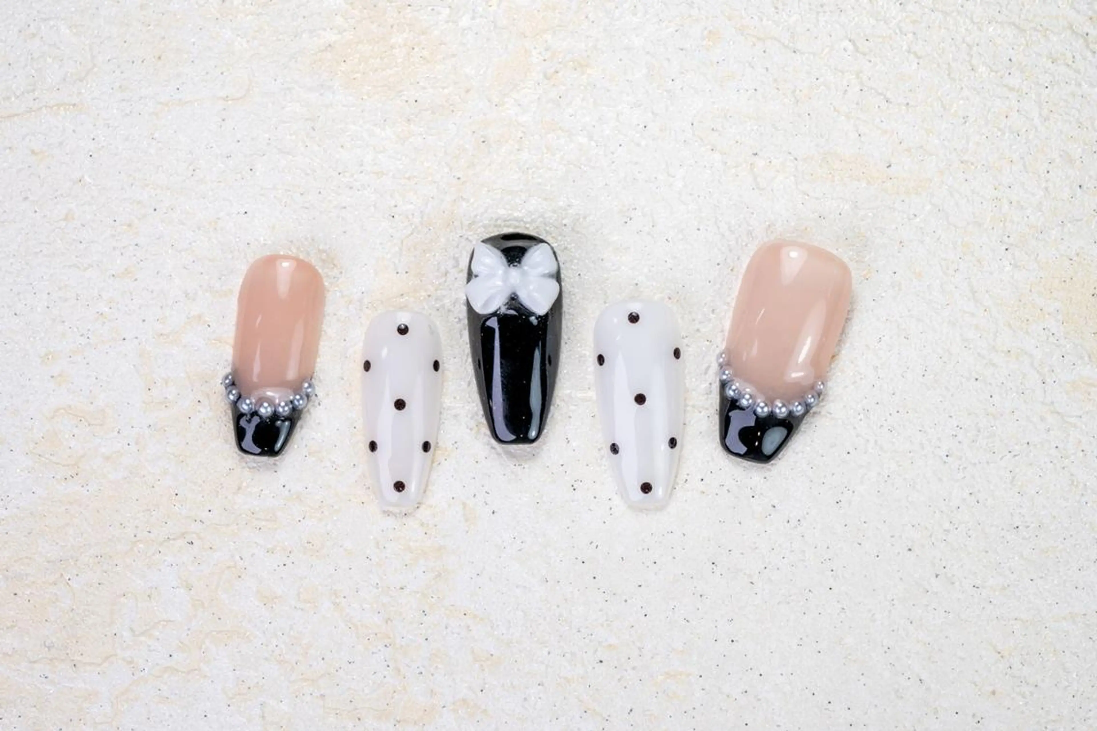 ネイル ハロウィン ロングネイル マグネットネイル スカルプネイル ネイルチップ Mss えりのネイルデザイン